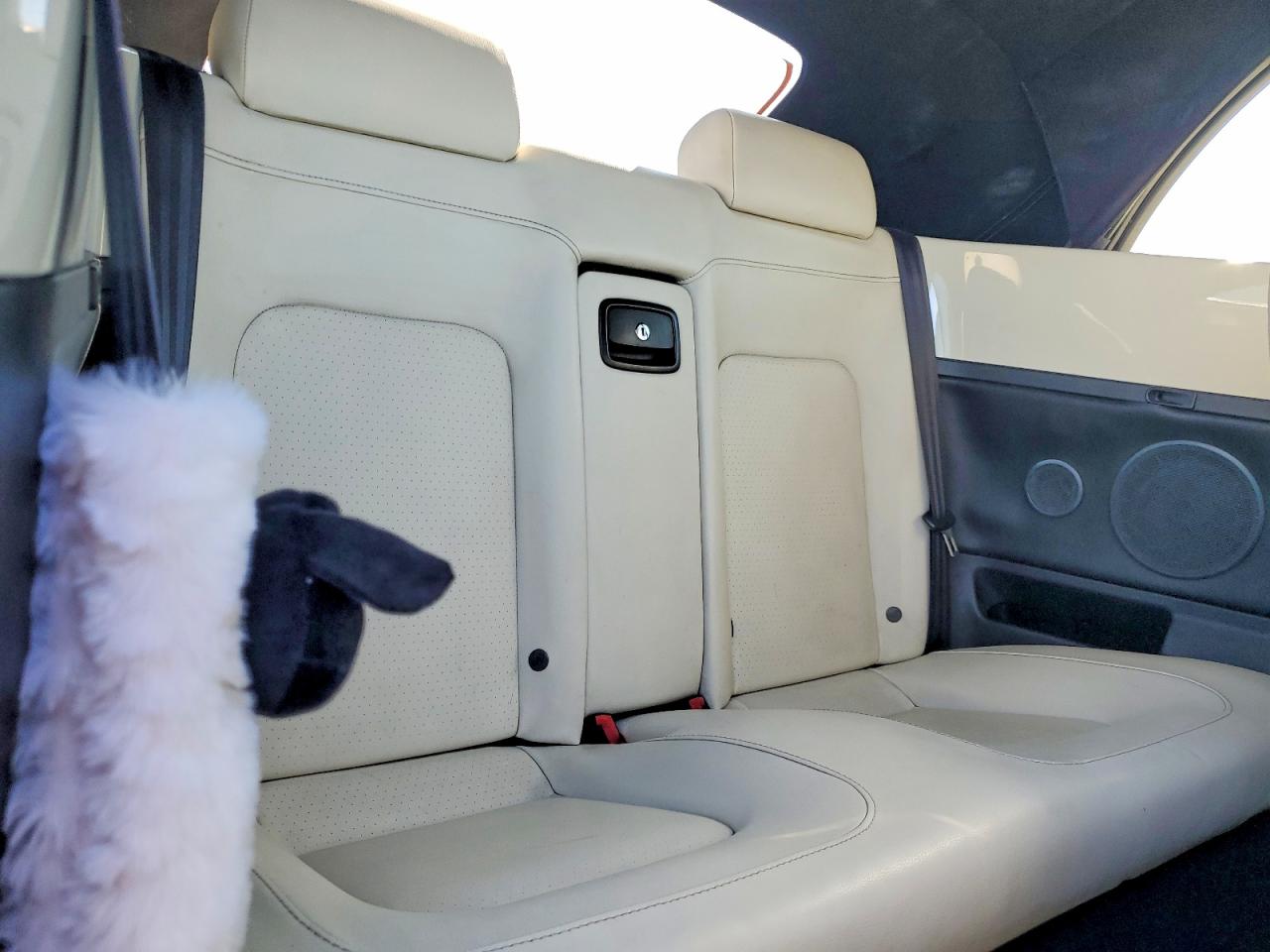 2007 Volkswagen New Beetle Triple White White vin: 3VWFG31Y47M411059