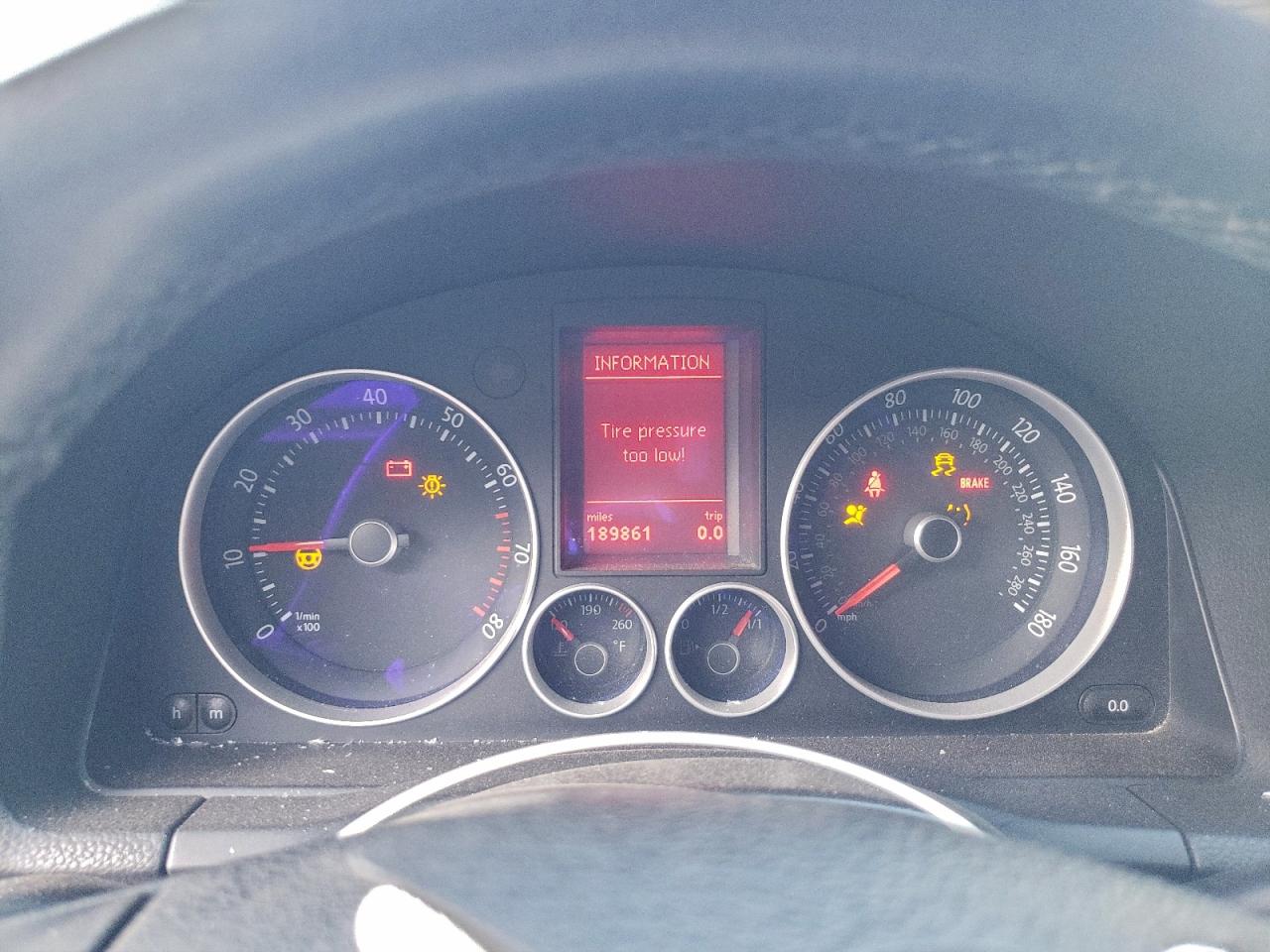 2008 Volkswagen Gli Autobahn Red vin: 3VWFJ71K48M073796