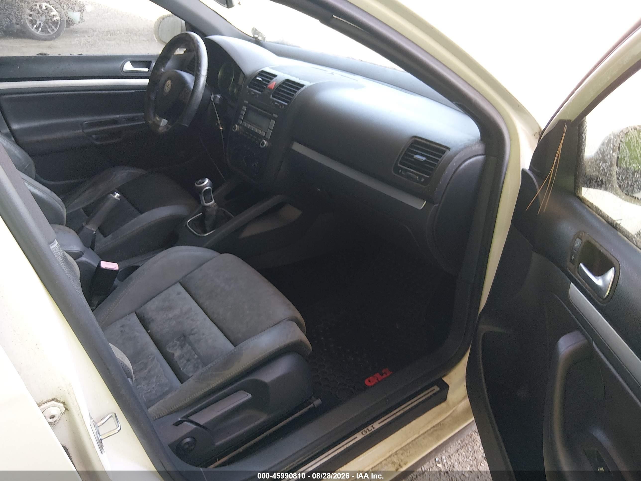 2008 Volkswagen Gli   White vin: 3VWFJ71K58M017737
