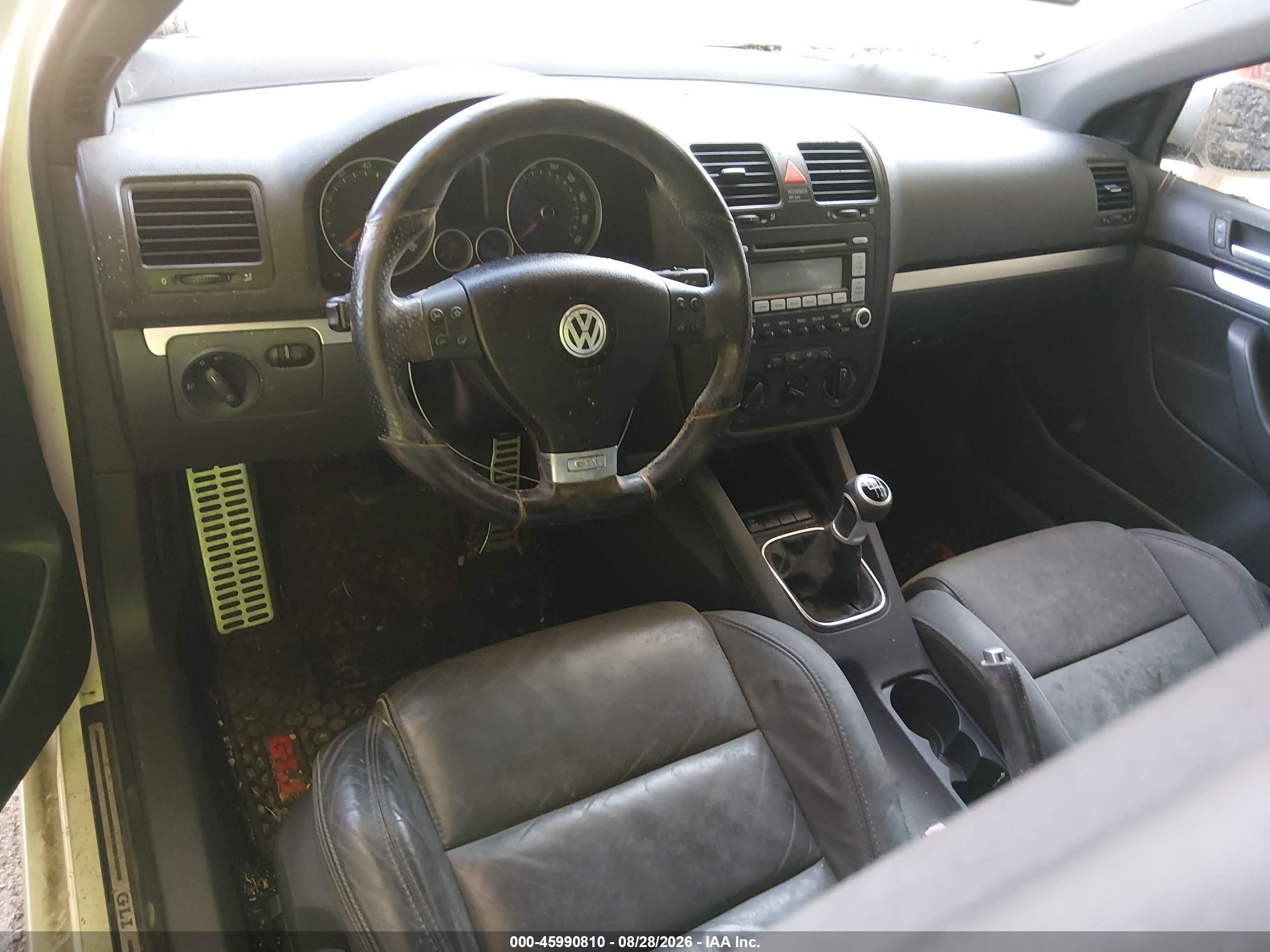 2008 Volkswagen Gli   White vin: 3VWFJ71K58M017737