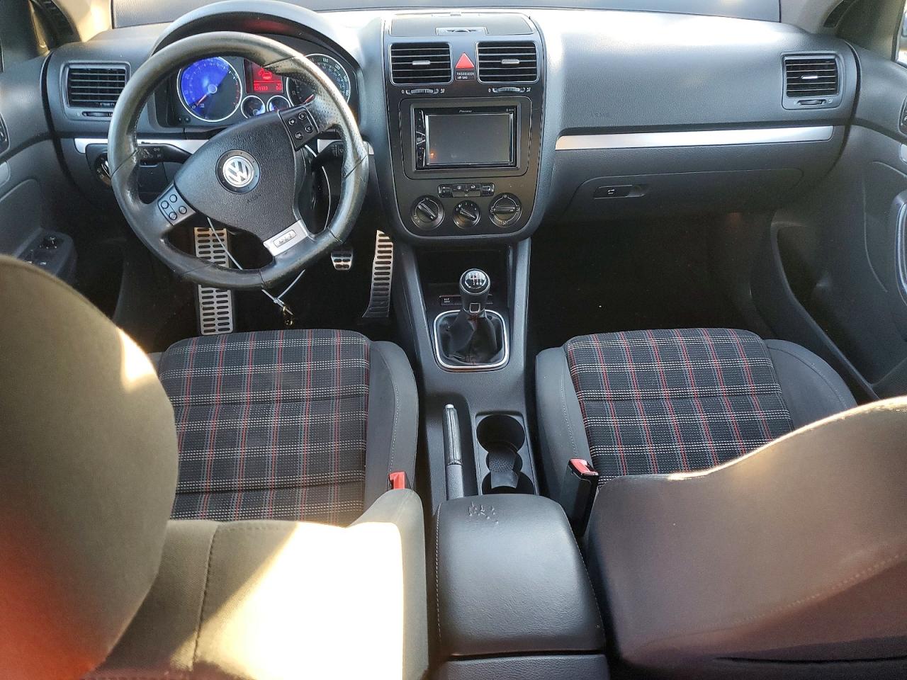 2008 Volkswagen Gli Autobahn Black vin: 3VWFJ71K58M070258