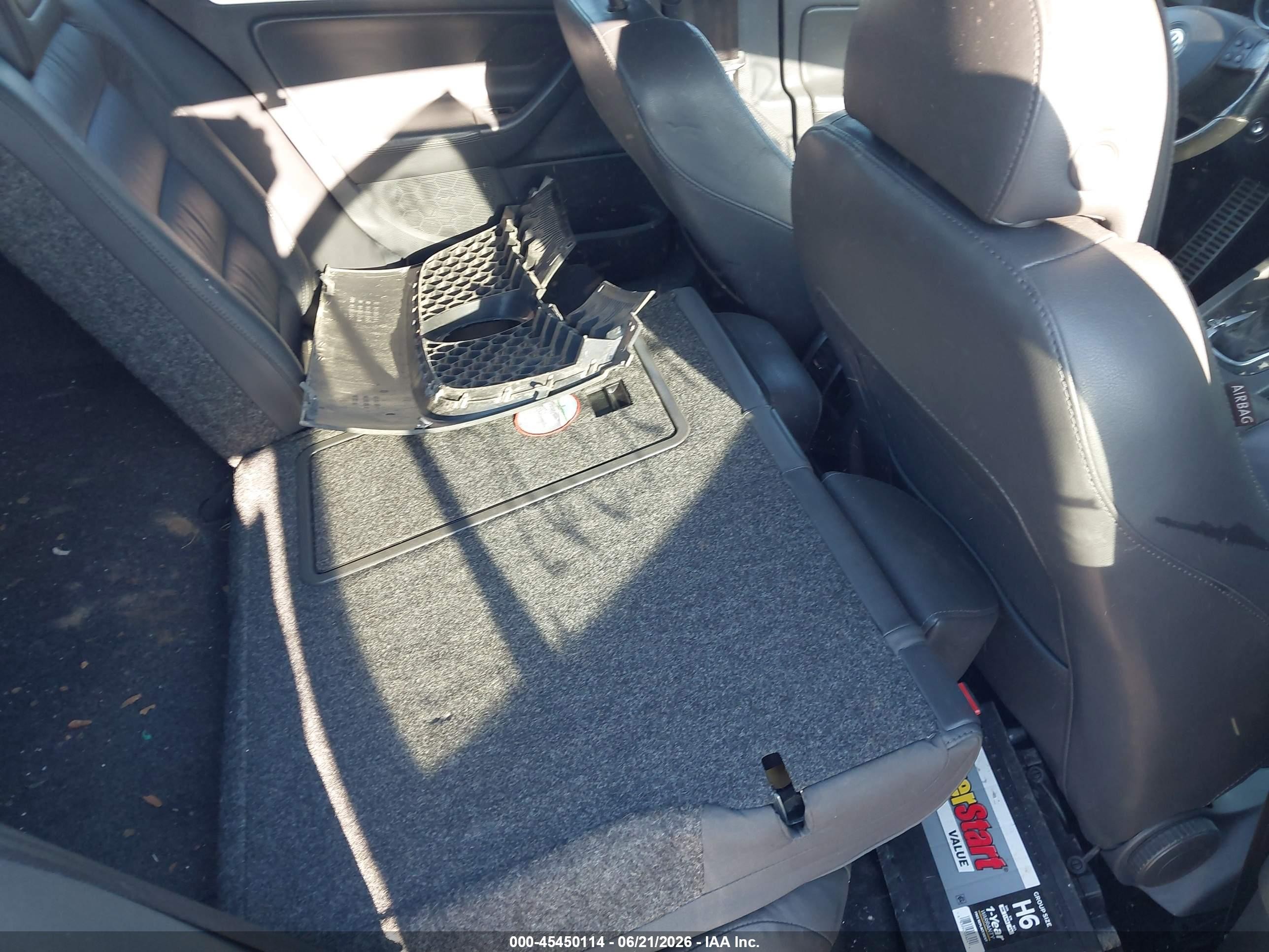 2008 Volkswagen Gli   Gray vin: 3VWFJ71K78M119041