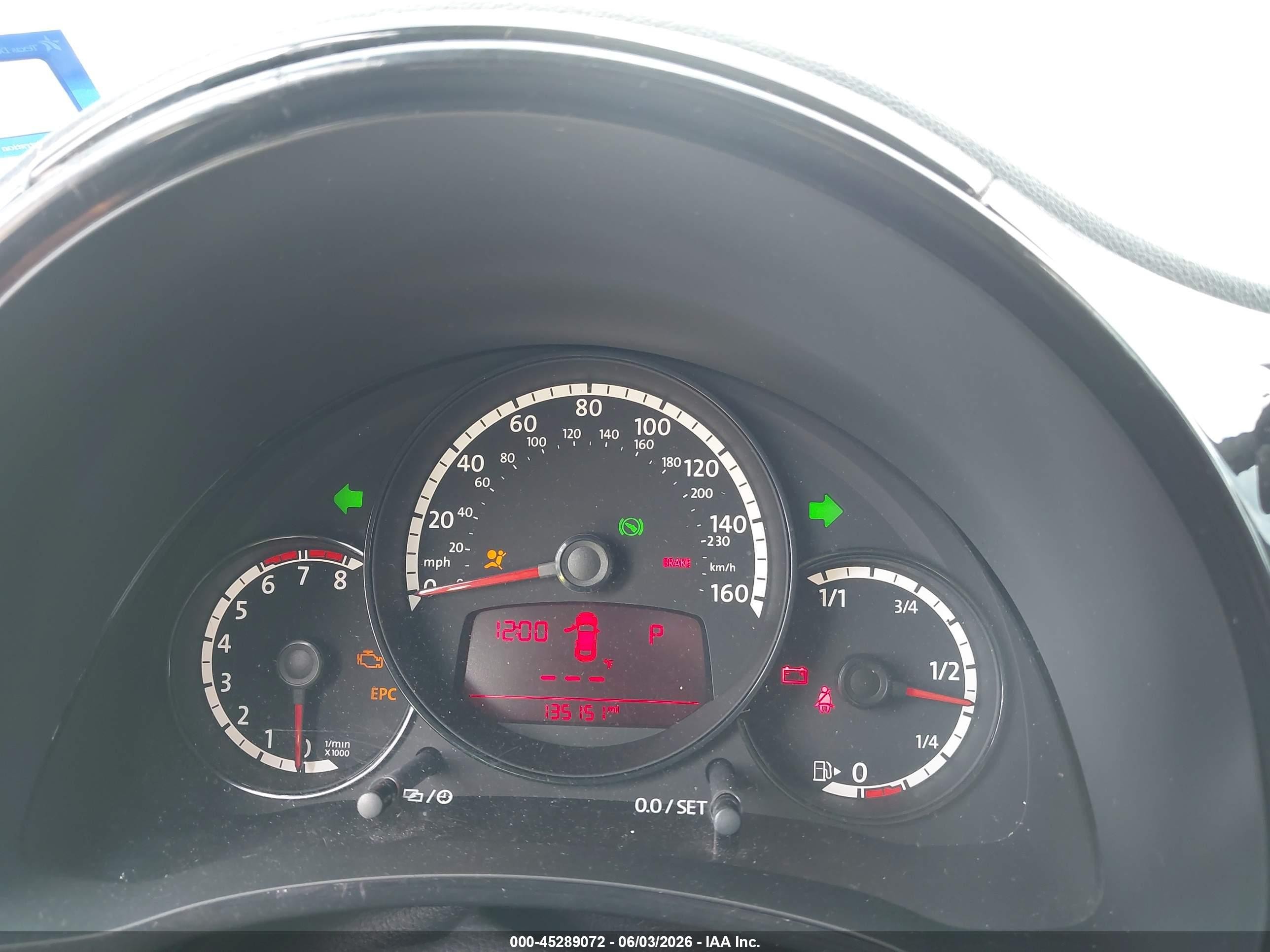 2013 Volkswagen Beetle 2.5l Entry White vin: 3VWFP7AT0DM627661