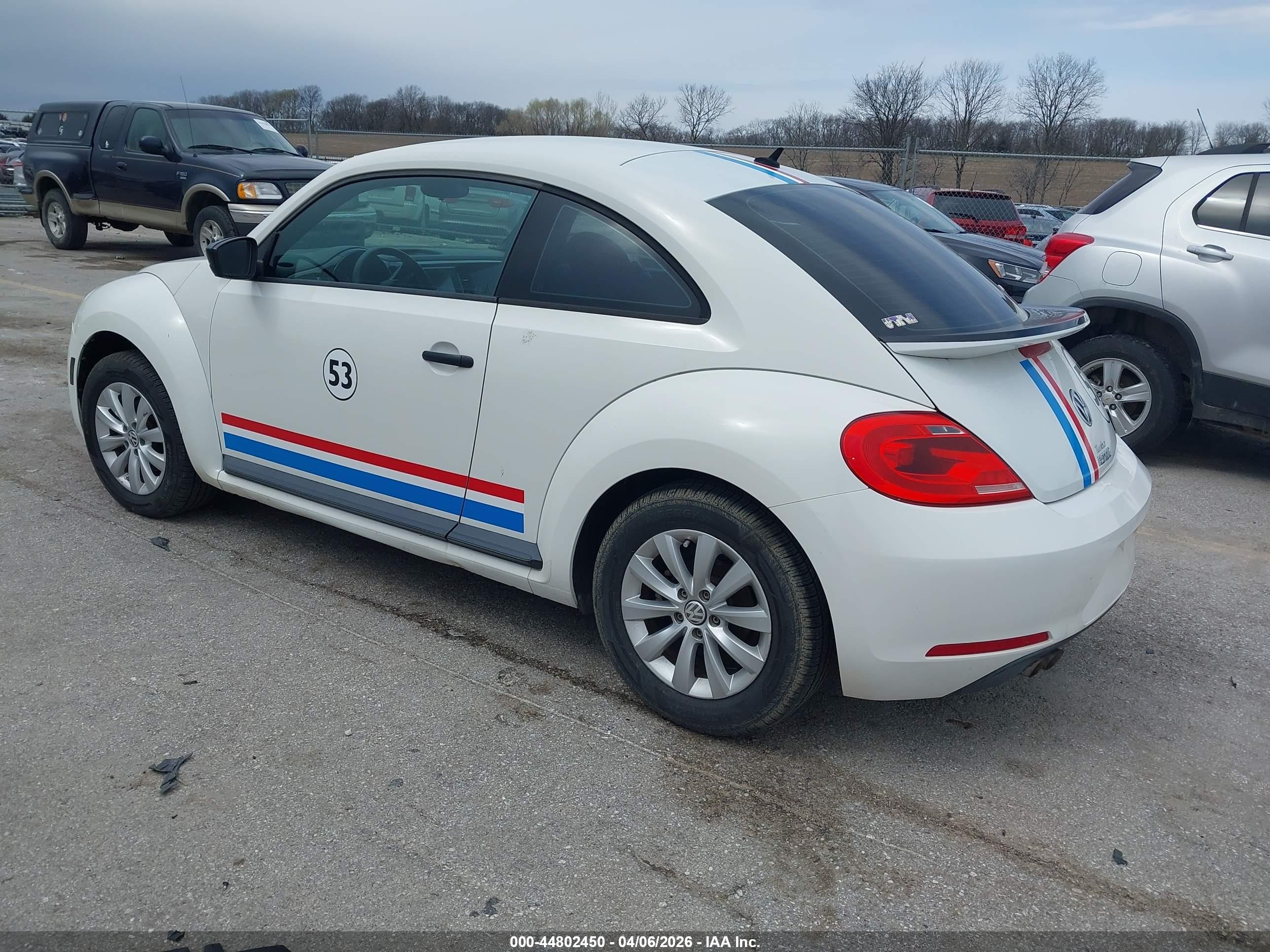 2014 Volkswagen Beetle 2.5l Entry White vin: 3VWFP7AT0EM621733