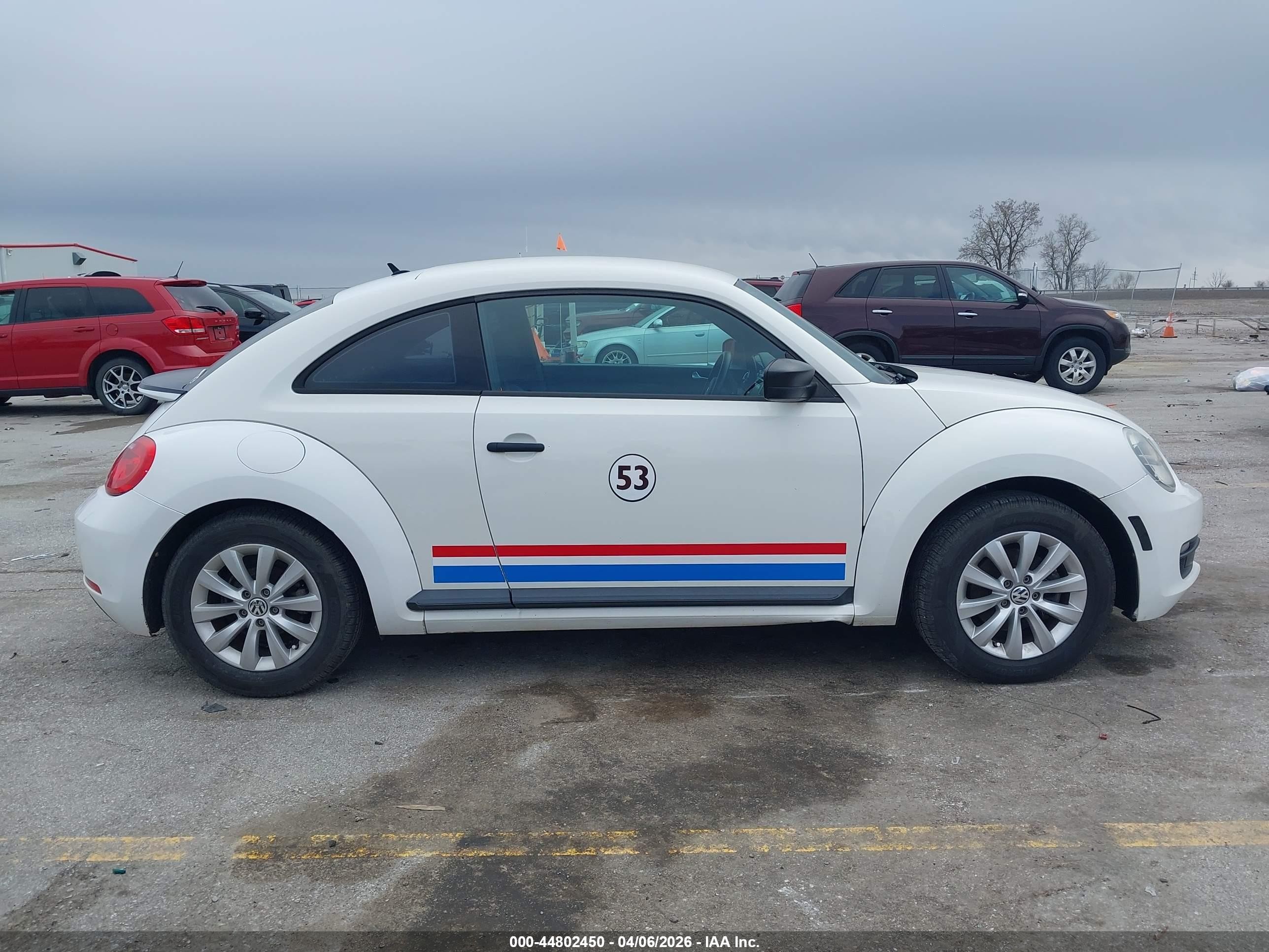 2014 Volkswagen Beetle 2.5l Entry White vin: 3VWFP7AT0EM621733