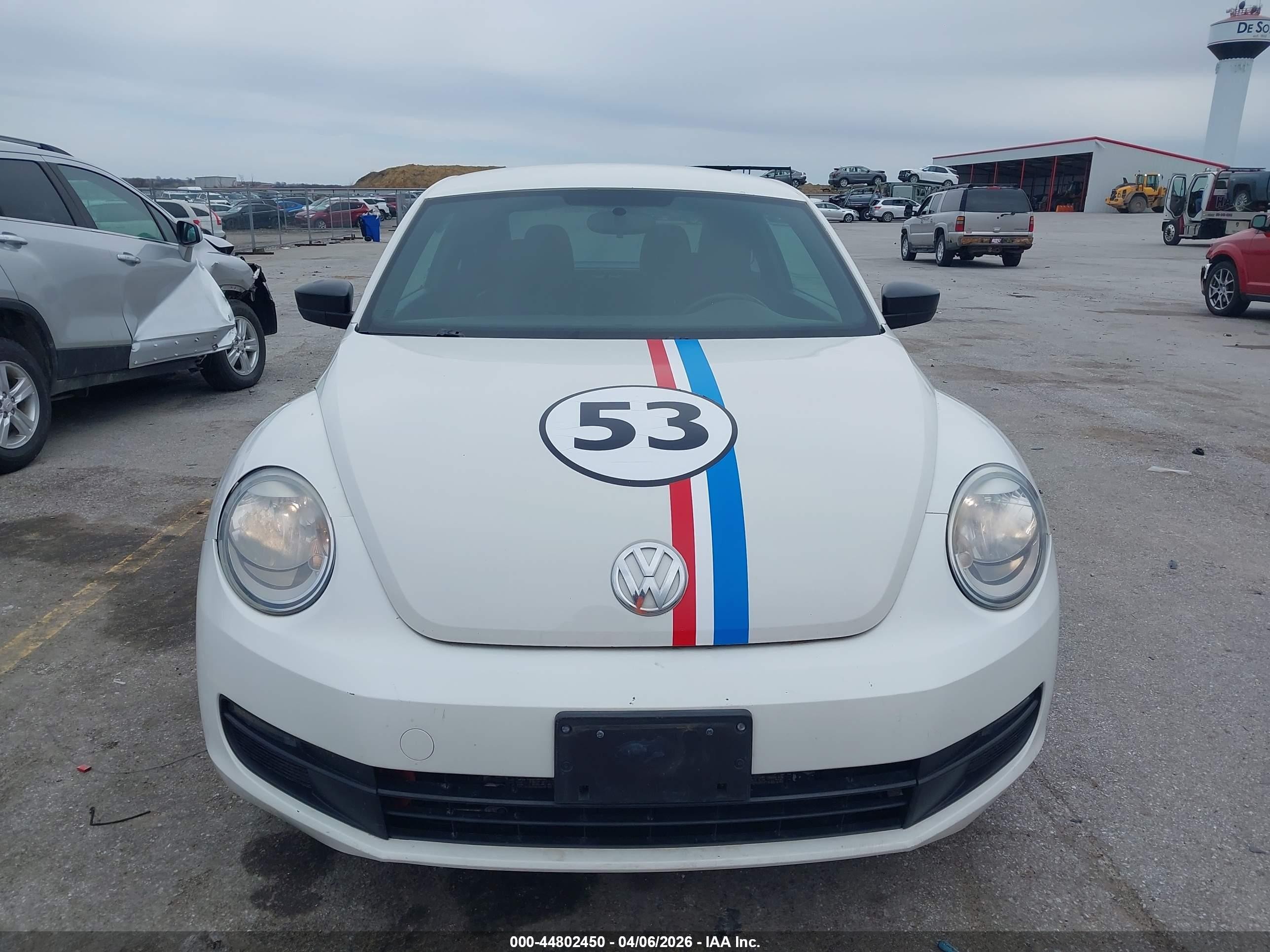 2014 Volkswagen Beetle 2.5l Entry White vin: 3VWFP7AT0EM621733