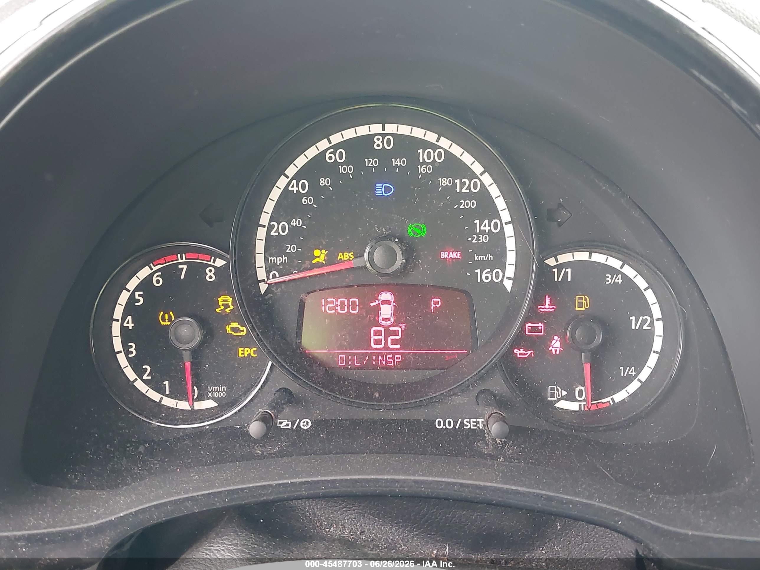 2014 Volkswagen Beetle 2.5l Entry Silver vin: 3VWFP7AT1EM606206