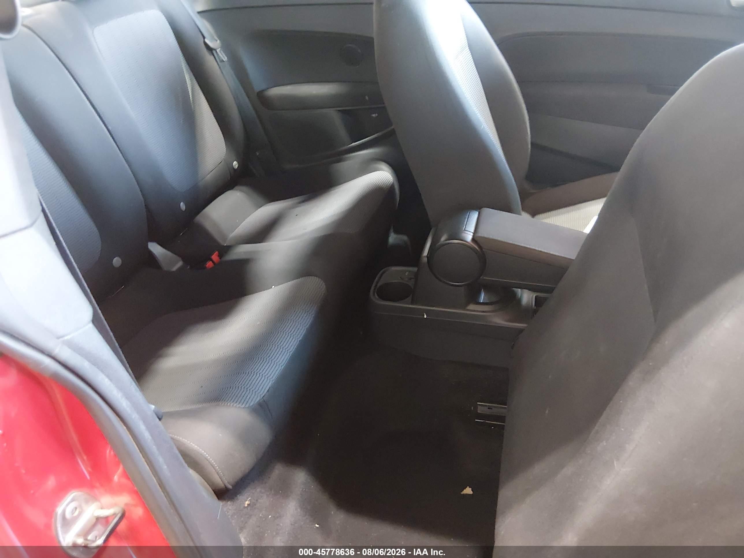 2014 Volkswagen Beetle 2.5l Entry Red vin: 3VWFP7AT2EM625573