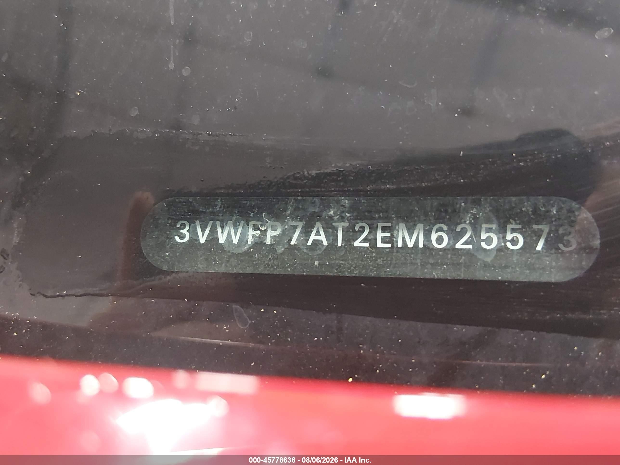 2014 Volkswagen Beetle 2.5l Entry Red vin: 3VWFP7AT2EM625573