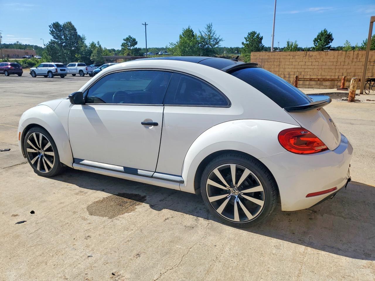 2012 Volkswagen Beetle Белый vin: 3VWFP7AT4CM615754