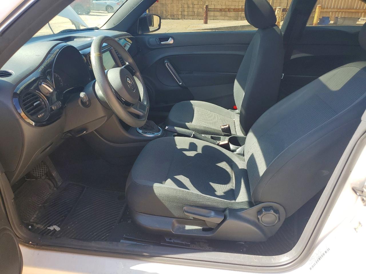 2012 Volkswagen Beetle Белый vin: 3VWFP7AT4CM615754
