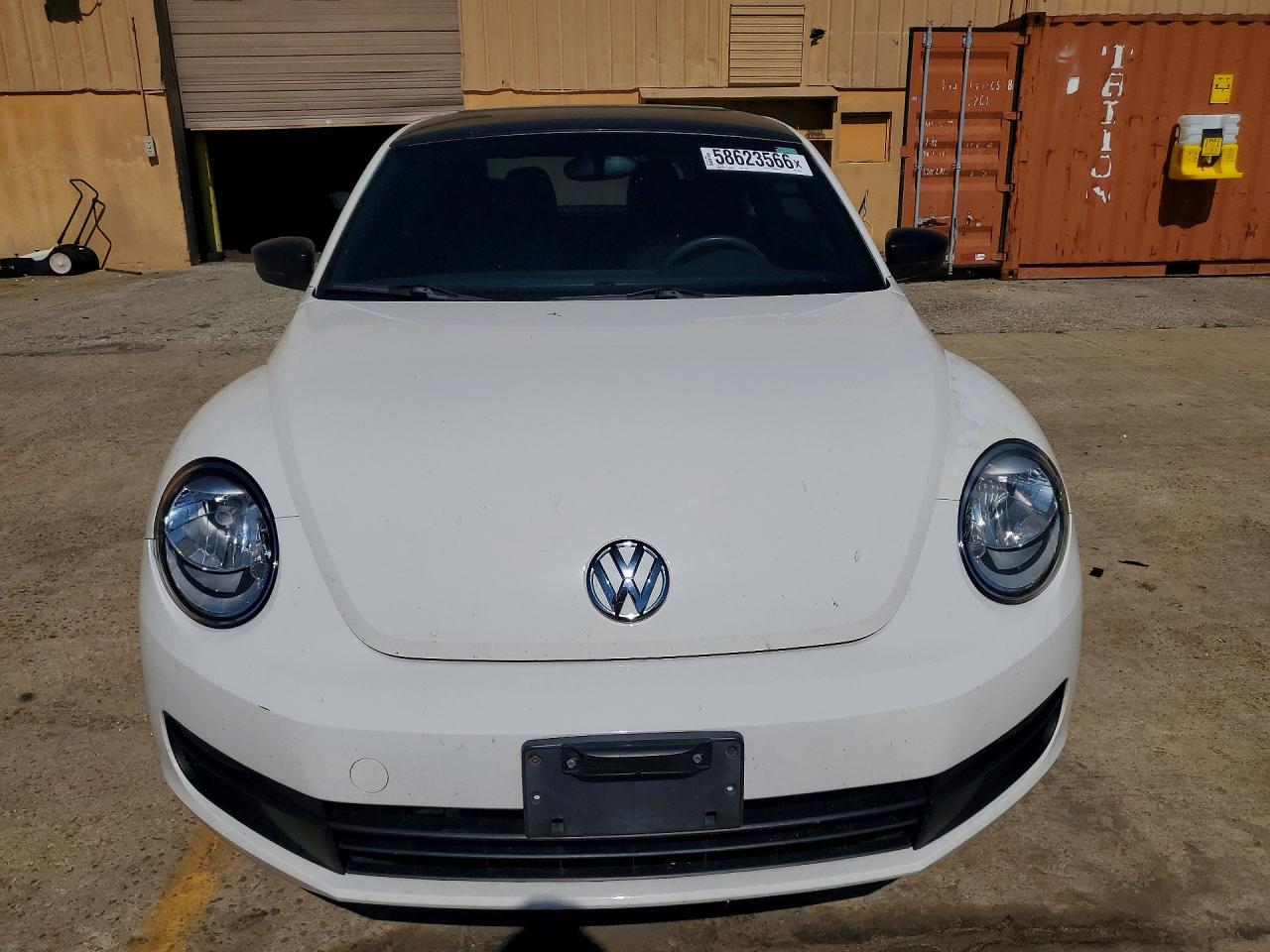 2012 Volkswagen Beetle Белый vin: 3VWFP7AT4CM615754