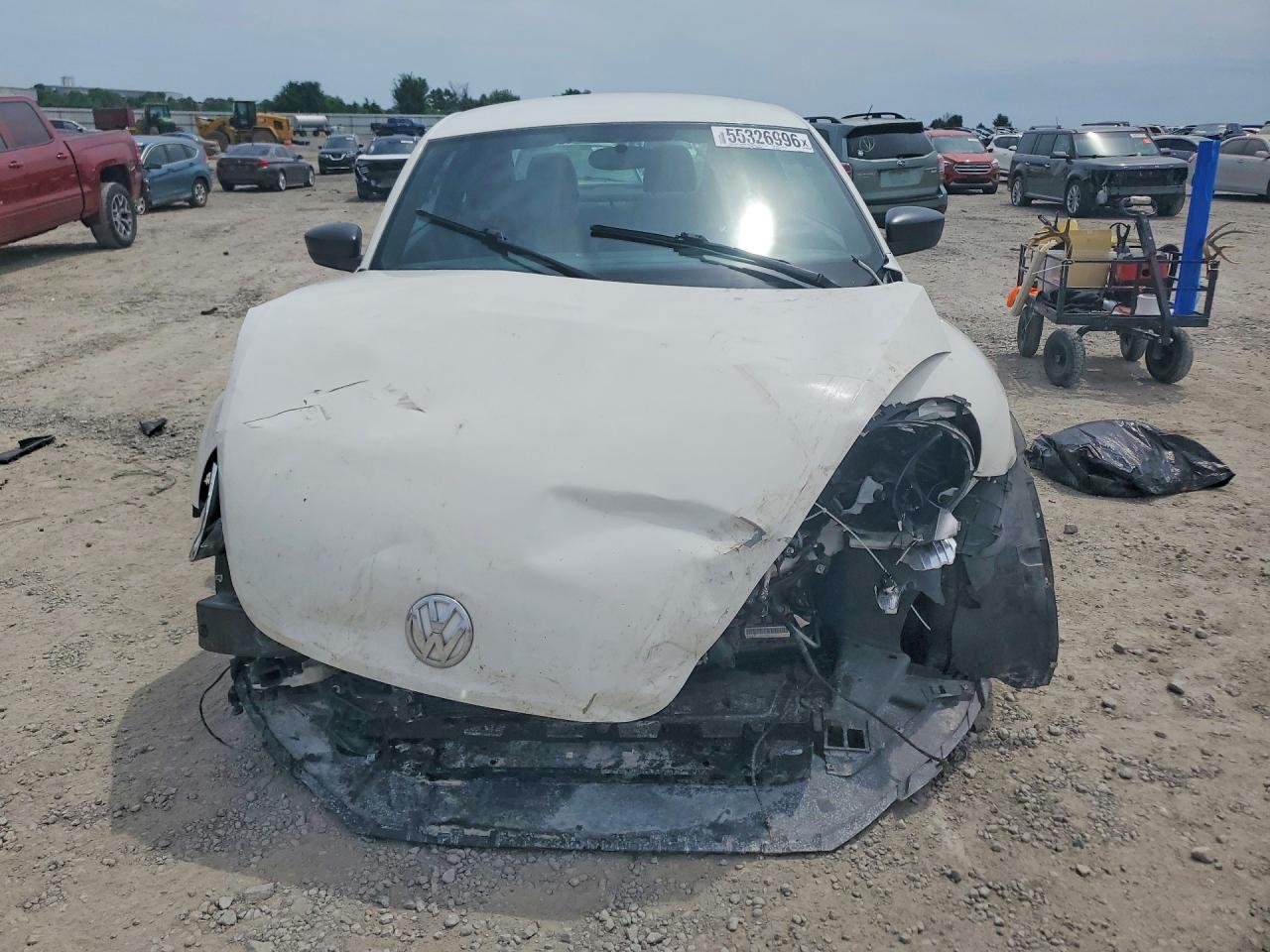 2013 Volkswagen Beetle White vin: 3VWFP7AT4DM653776