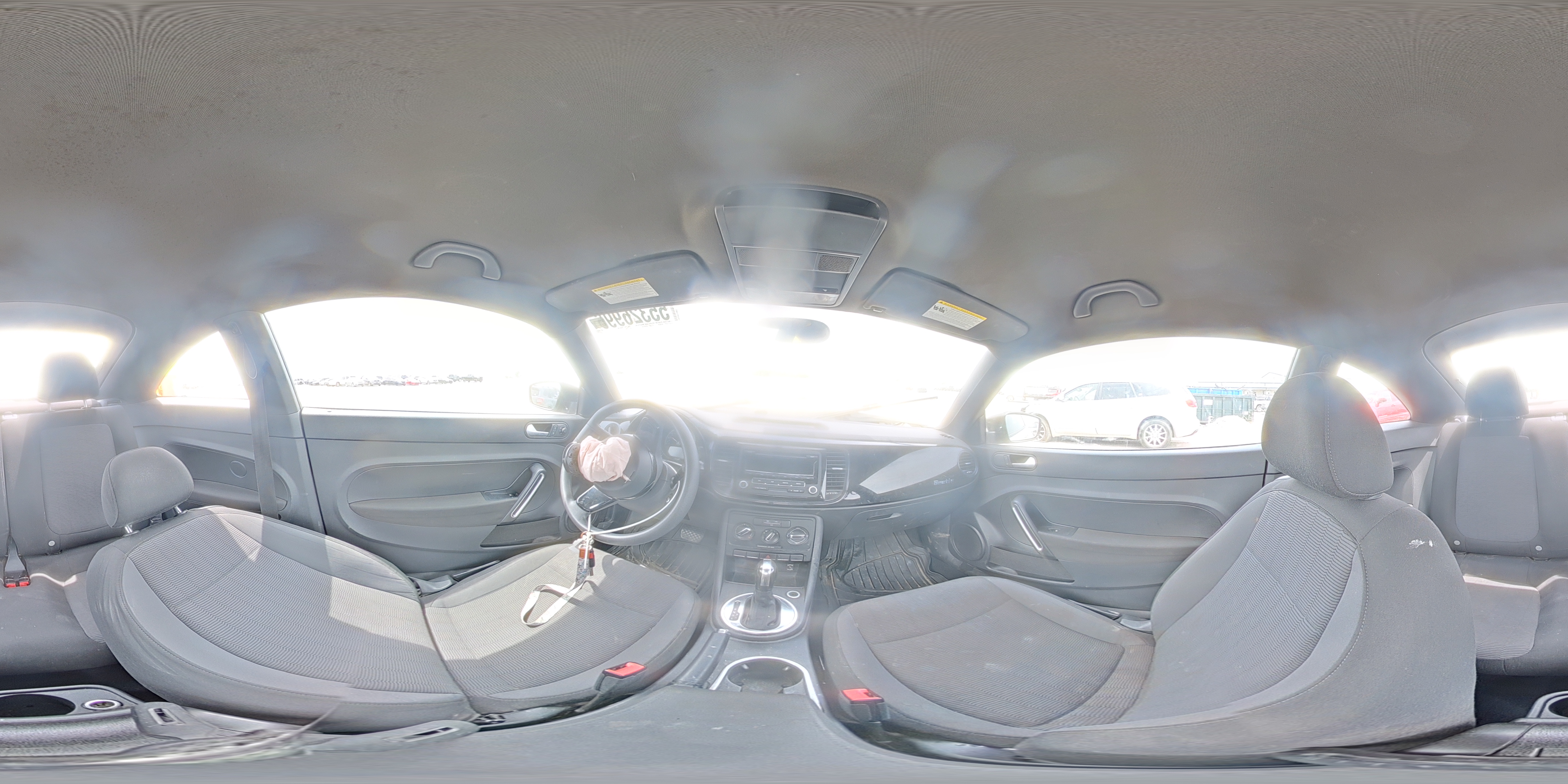 2013 Volkswagen Beetle White vin: 3VWFP7AT4DM653776