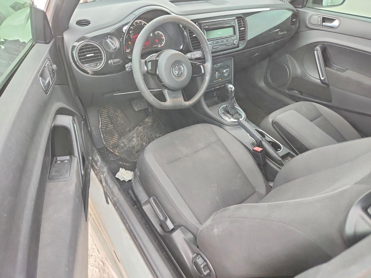 2013 Volkswagen Beetle White vin: 3VWFP7AT4DM654796