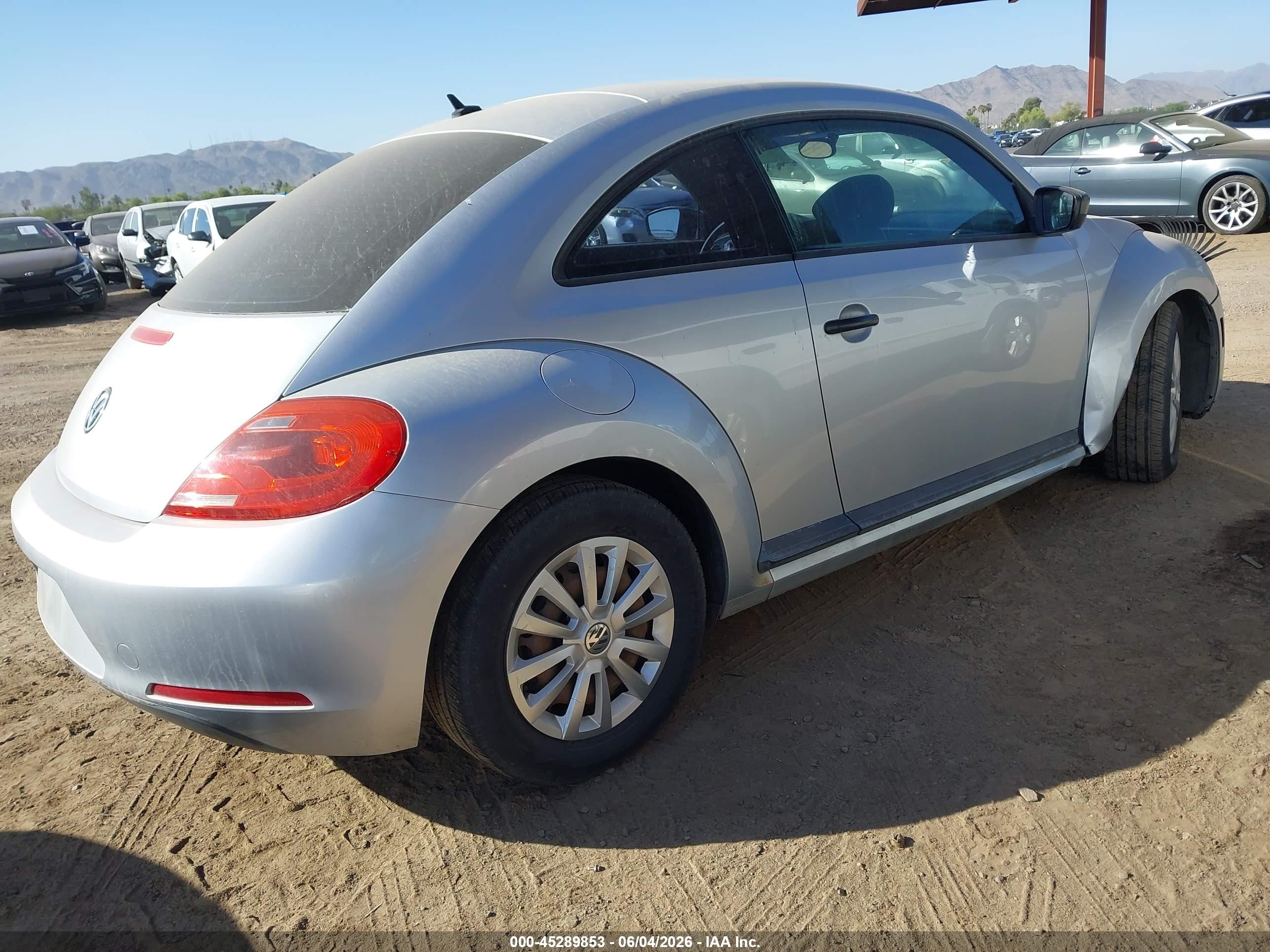 2012 Volkswagen Beetle   Silver vin: 3VWFP7AT5CM616993