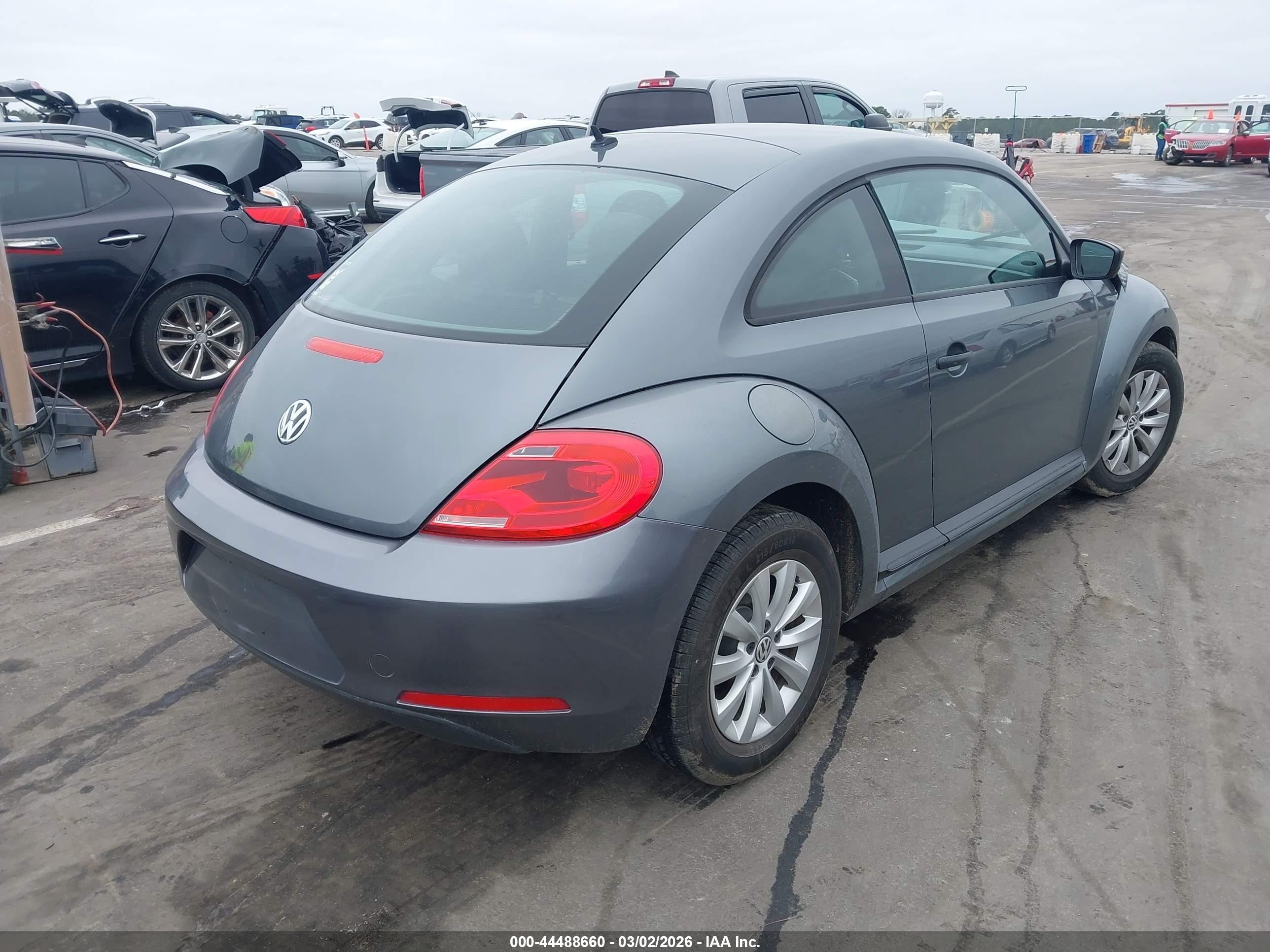 2013 Volkswagen Beetle 2.5l Entry Gray vin: 3VWFP7AT5DM654256