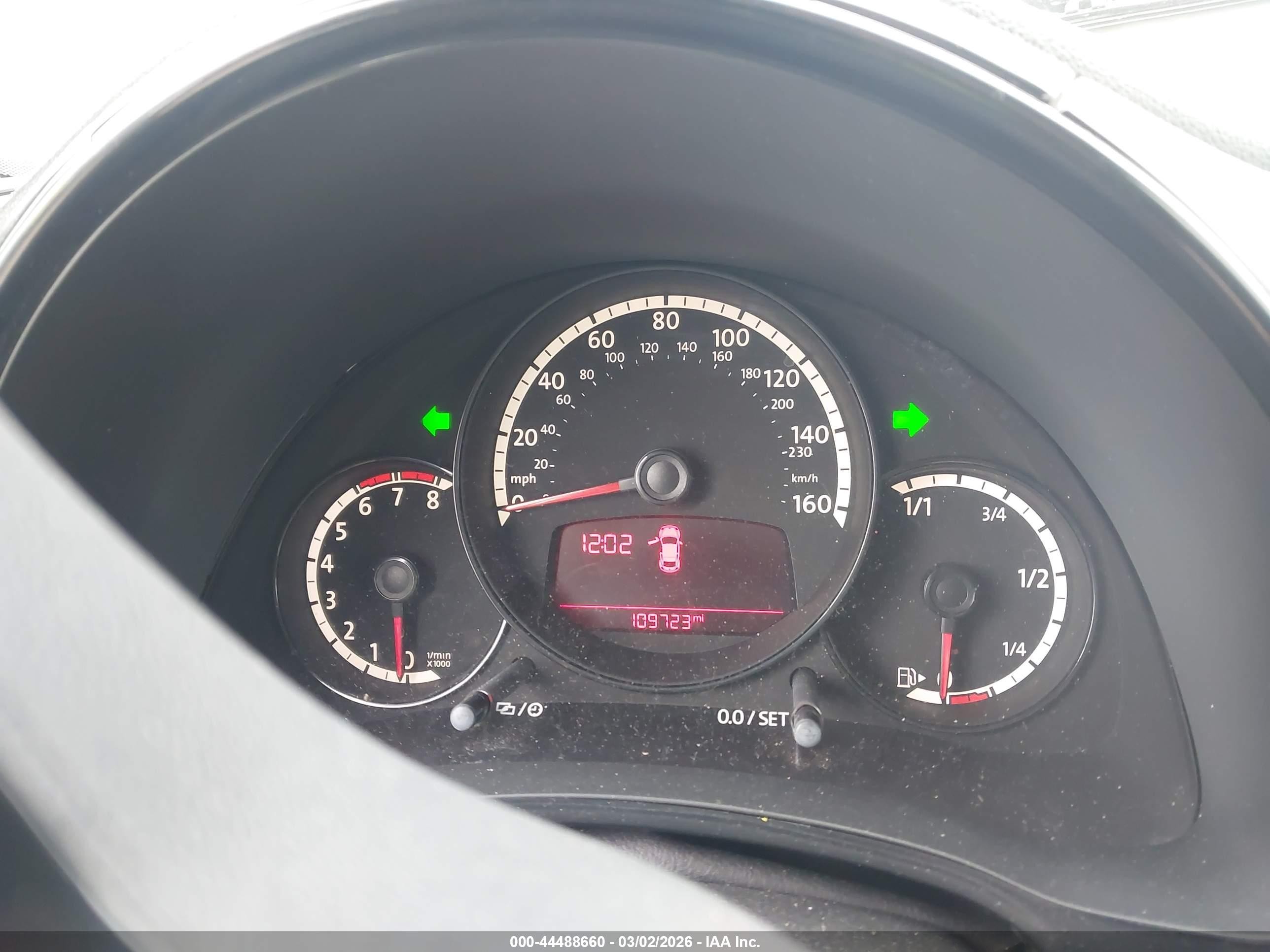 2013 Volkswagen Beetle 2.5l Entry Gray vin: 3VWFP7AT5DM654256