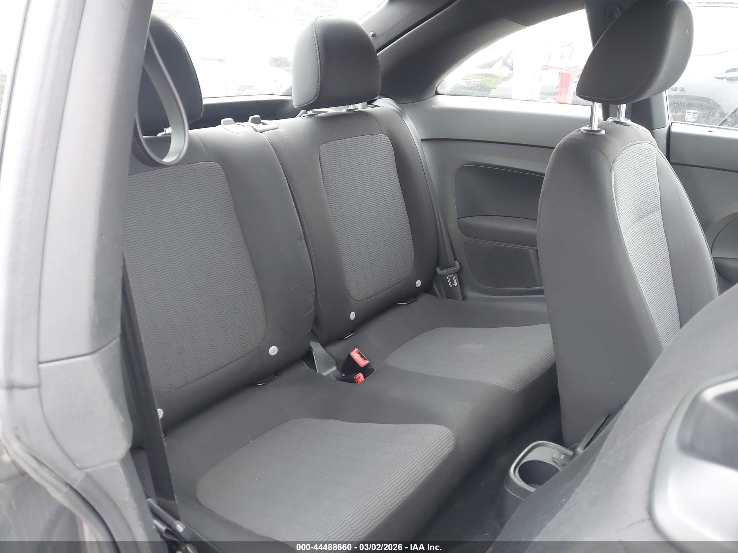 2013 Volkswagen Beetle 2.5l Entry Gray vin: 3VWFP7AT5DM654256
