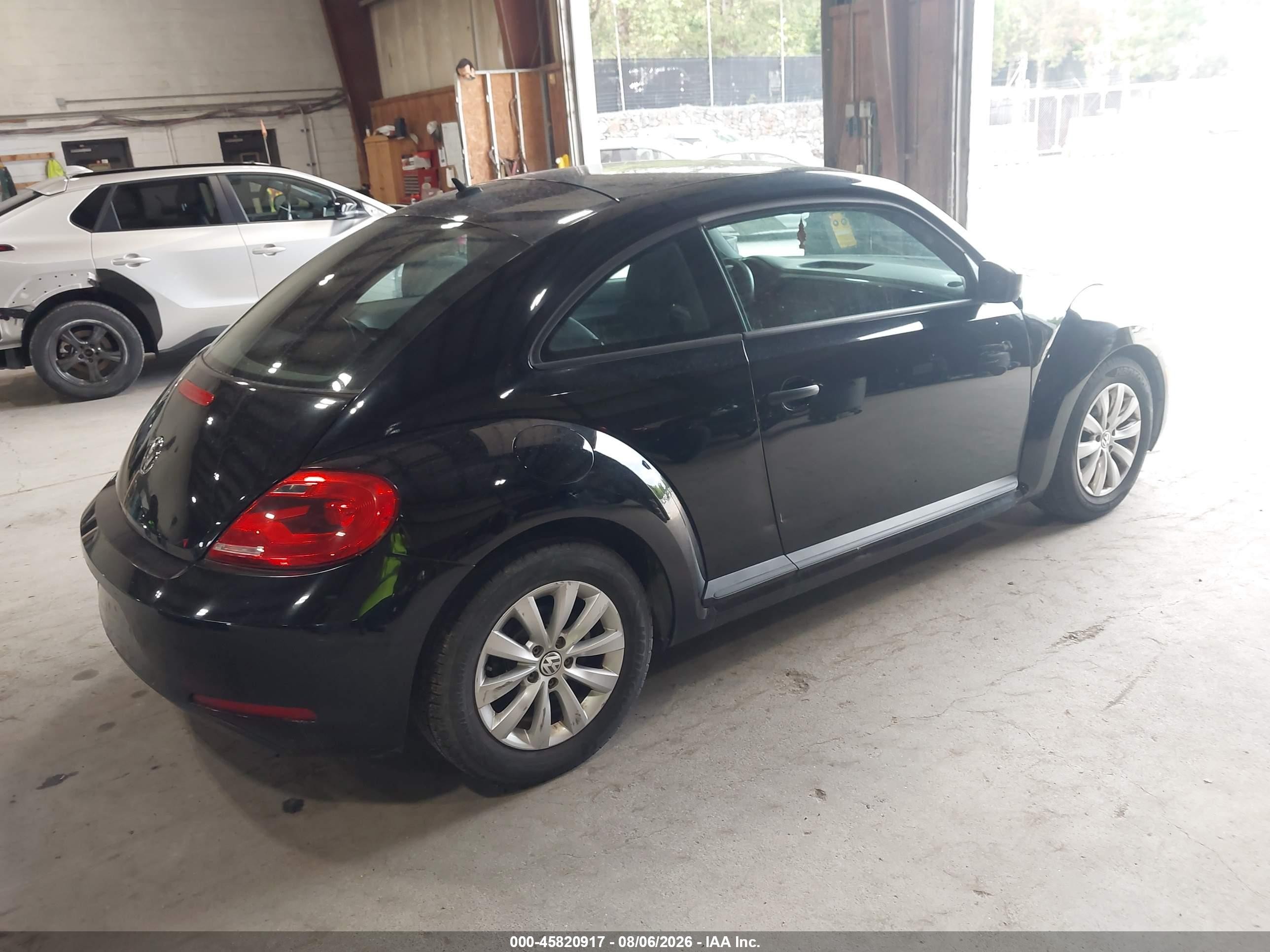 2013 Volkswagen Beetle 2.5l Entry Черный vin: 3VWFP7AT5DM654404