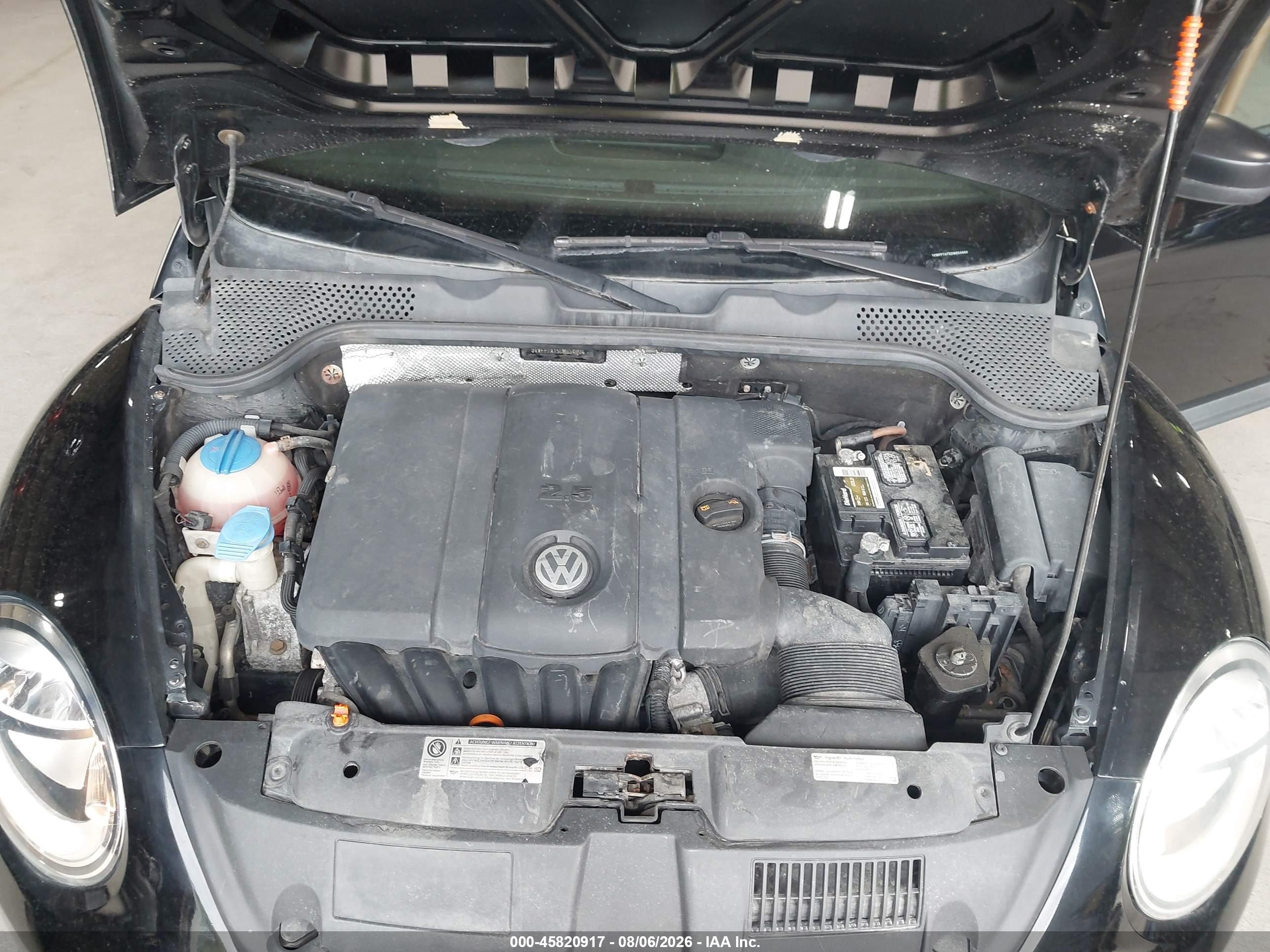 2013 Volkswagen Beetle 2.5l Entry Черный vin: 3VWFP7AT5DM654404