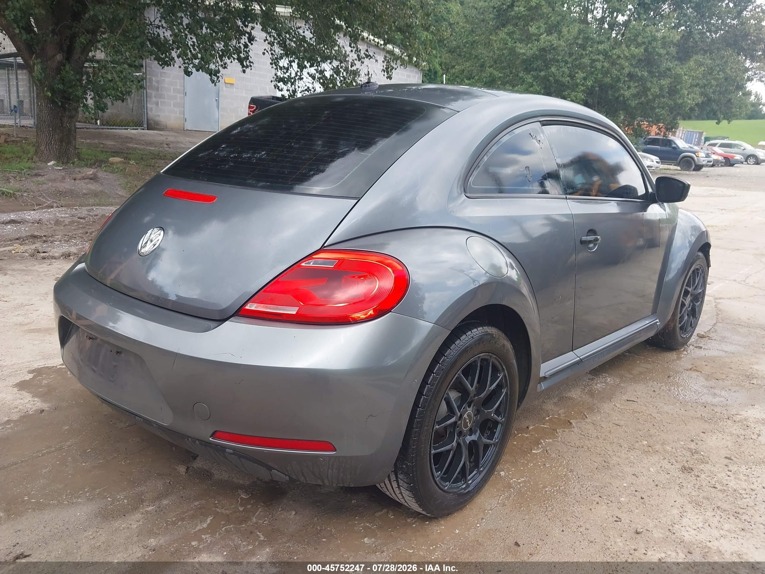 2013 Volkswagen Beetle 2.5l Entry Gray vin: 3VWFP7AT6DM644934