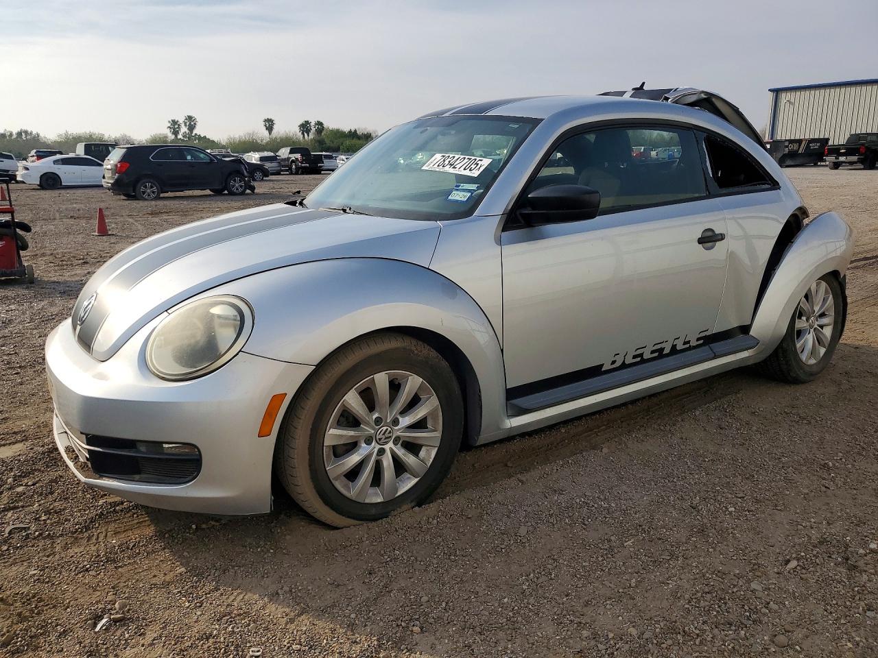 2013 Volkswagen Beetle Silver vin: 3VWFP7AT7DM643906