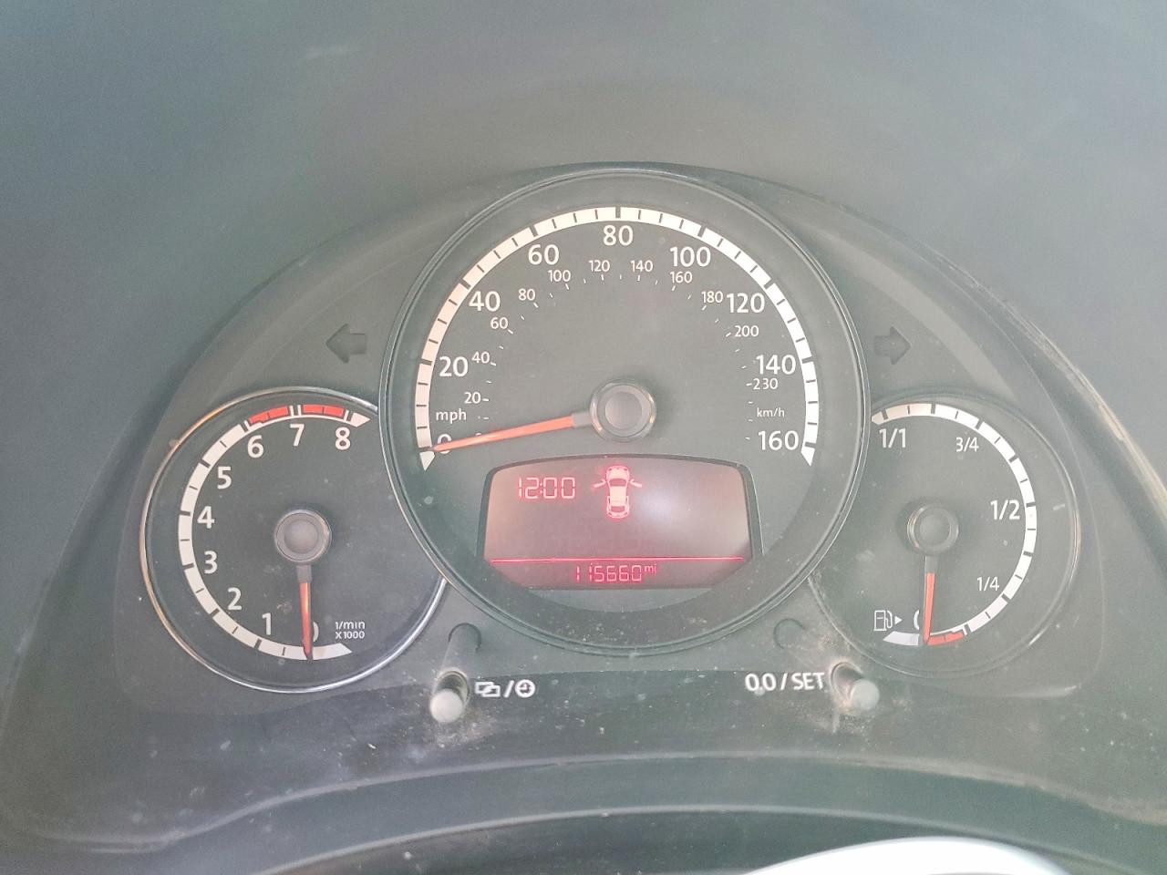 2013 Volkswagen Beetle Silver vin: 3VWFP7AT7DM643906