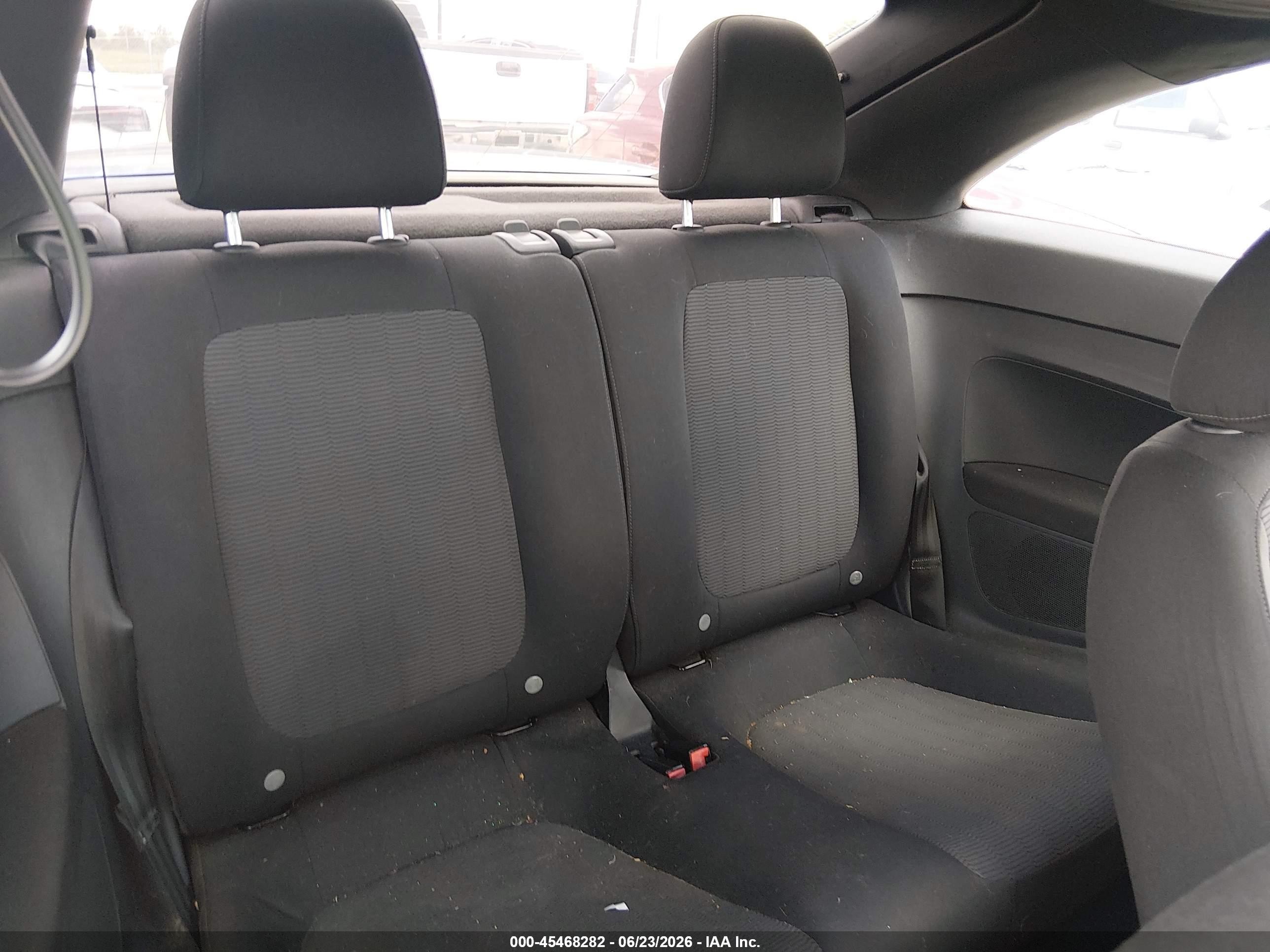 2013 Volkswagen Beetle 2.5l Entry Gray vin: 3VWFP7AT7DM644652