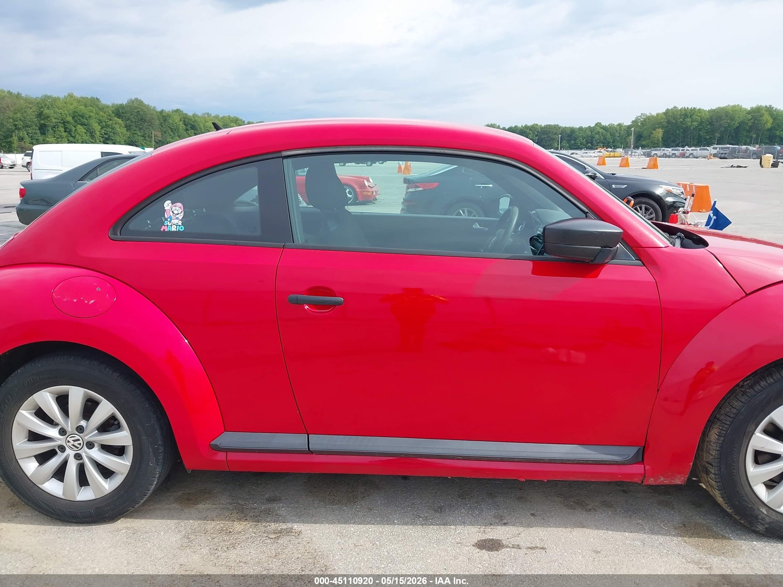 2014 Volkswagen Beetle 2.5l Entry Red vin: 3VWFP7AT7EM609496
