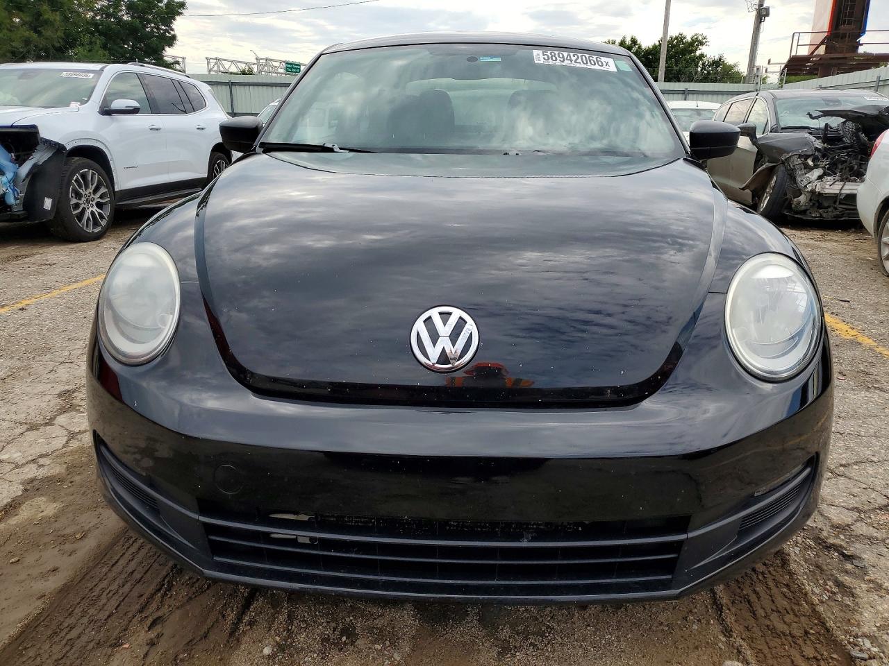 2014 Volkswagen Beetle Black vin: 3VWFP7AT7EM624080