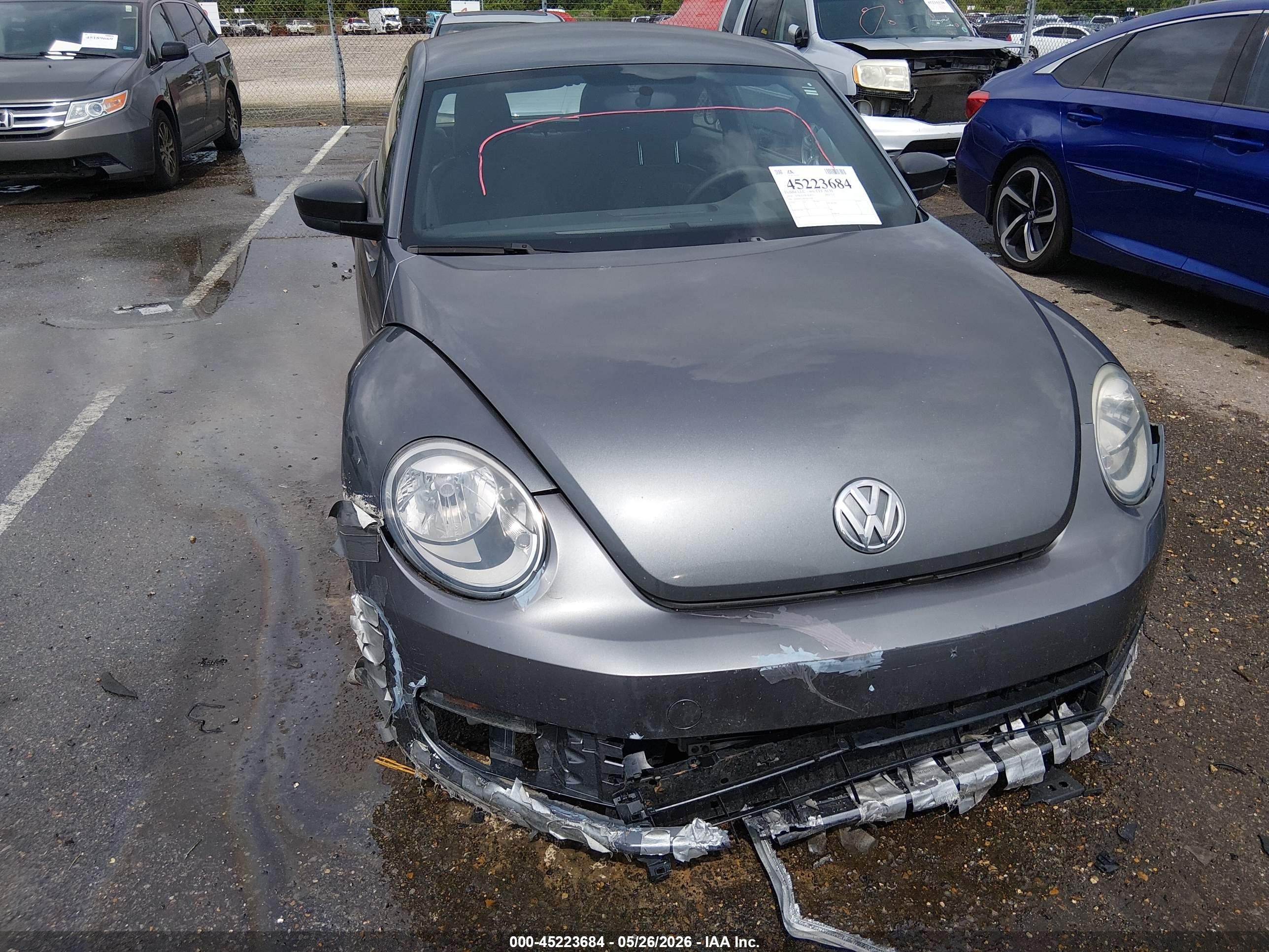 2014 Volkswagen Beetle 2.5l Entry Серый vin: 3VWFP7AT8EM625206