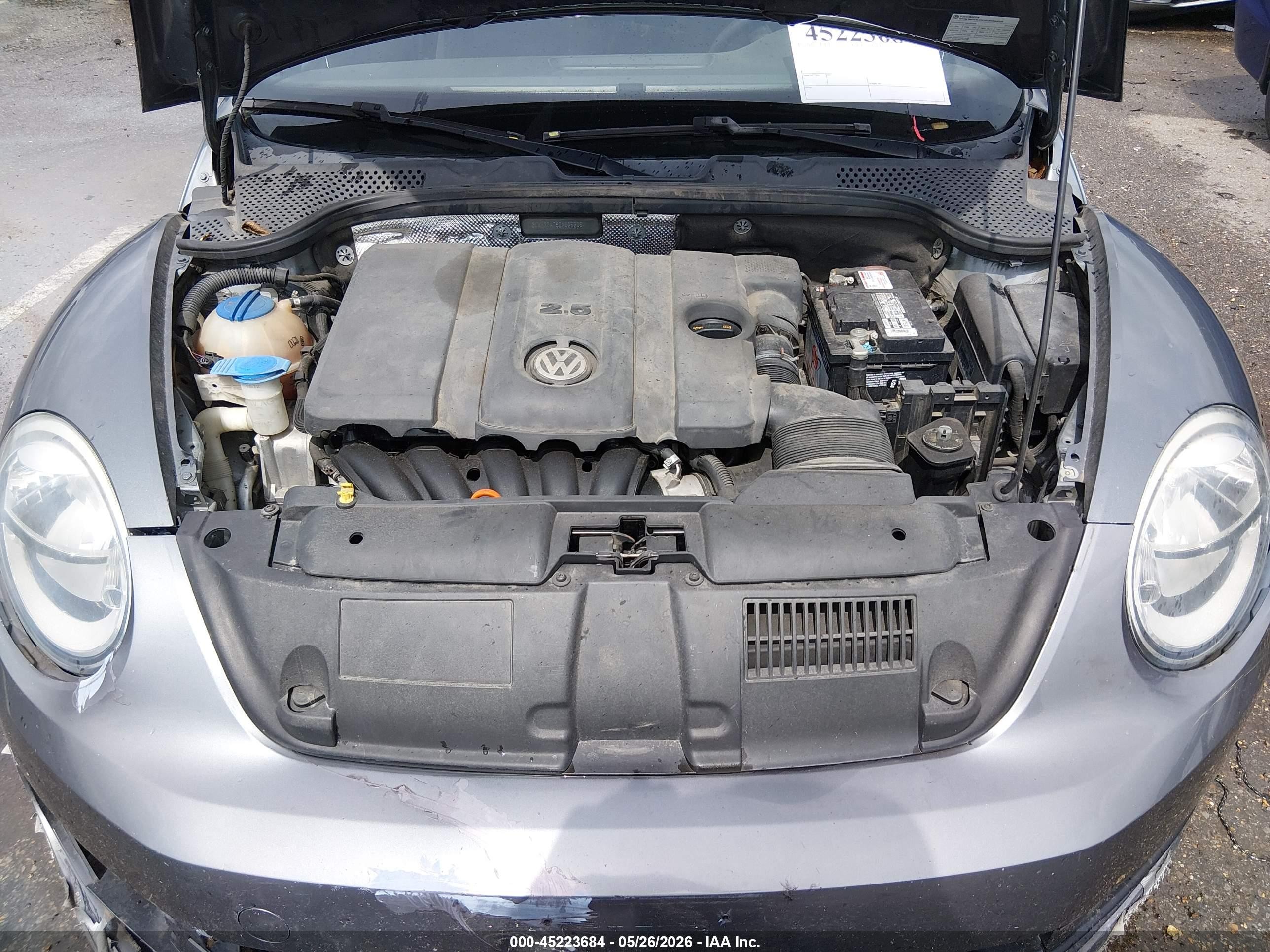2014 Volkswagen Beetle 2.5l Entry Серый vin: 3VWFP7AT8EM625206