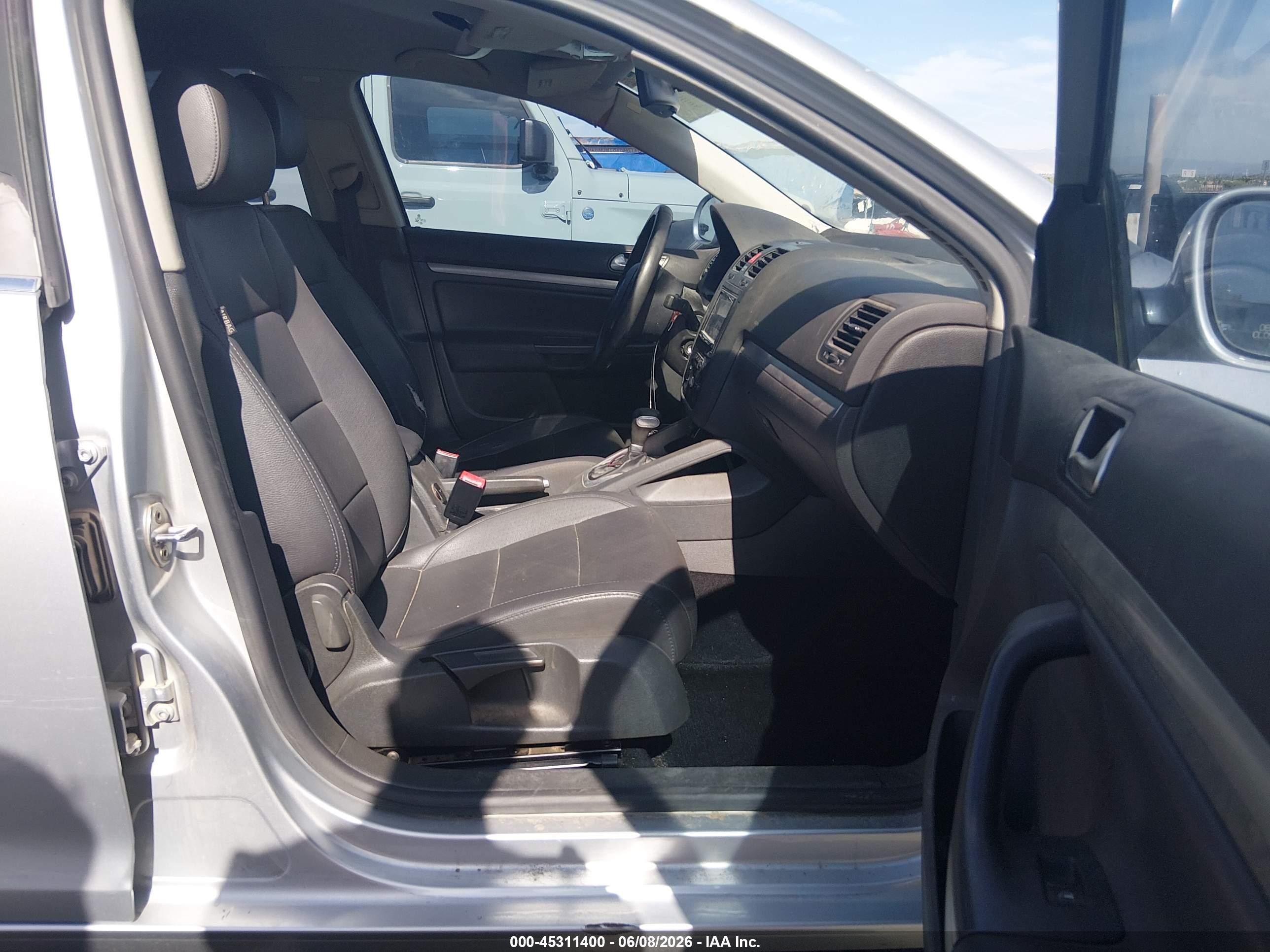 2006 Volkswagen Jetta Diesel Silver vin: 3VWFT71K76M848826