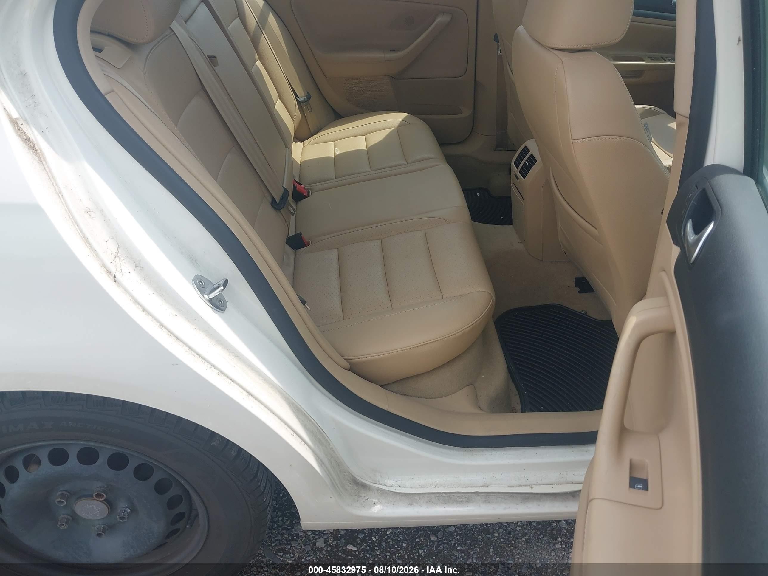 2006 Volkswagen Jetta Diesel Белый vin: 3VWFT71K86M056815