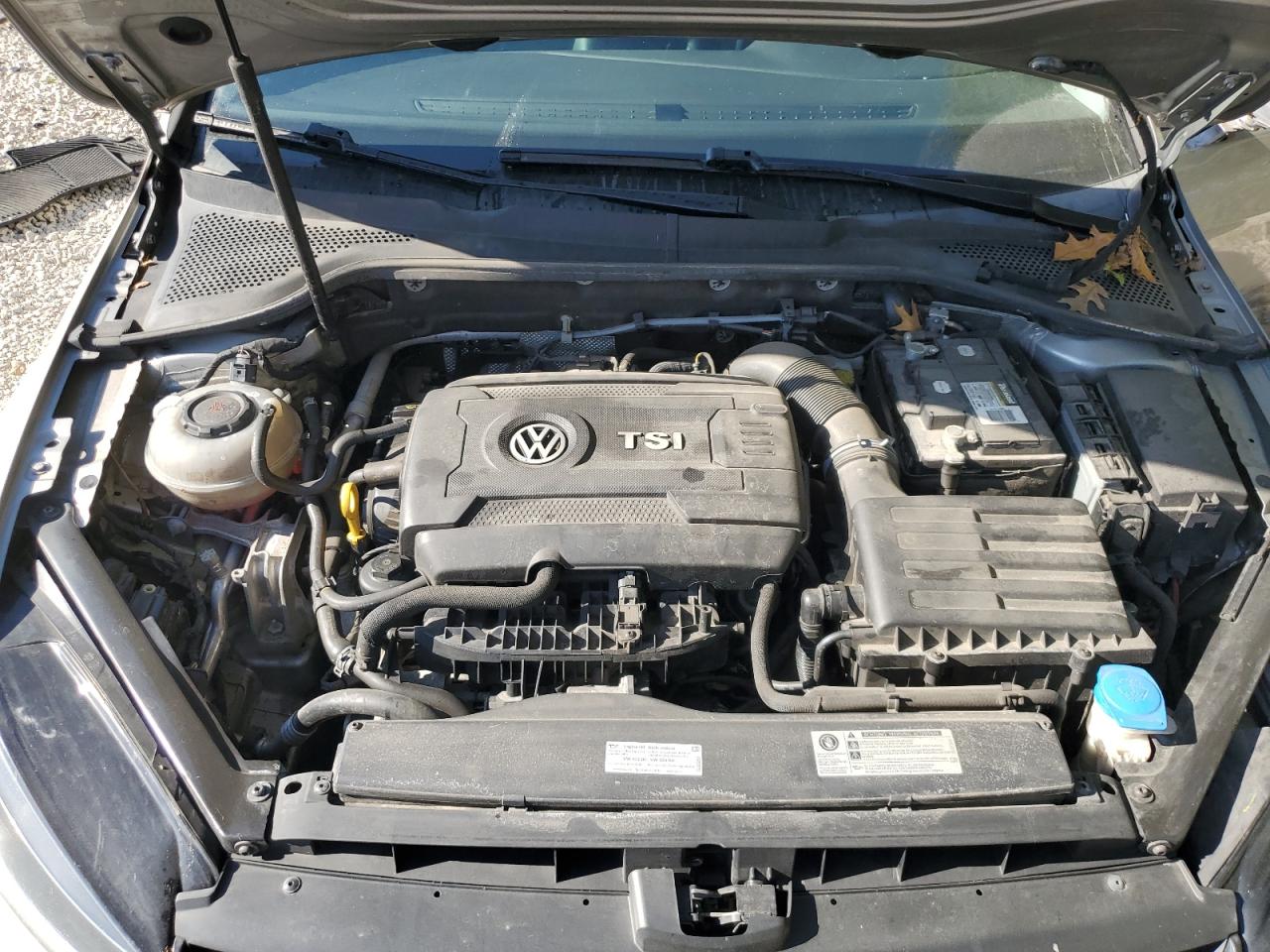 2018 Volkswagen Golf S Silver vin: 3VWG17AU4JM275100