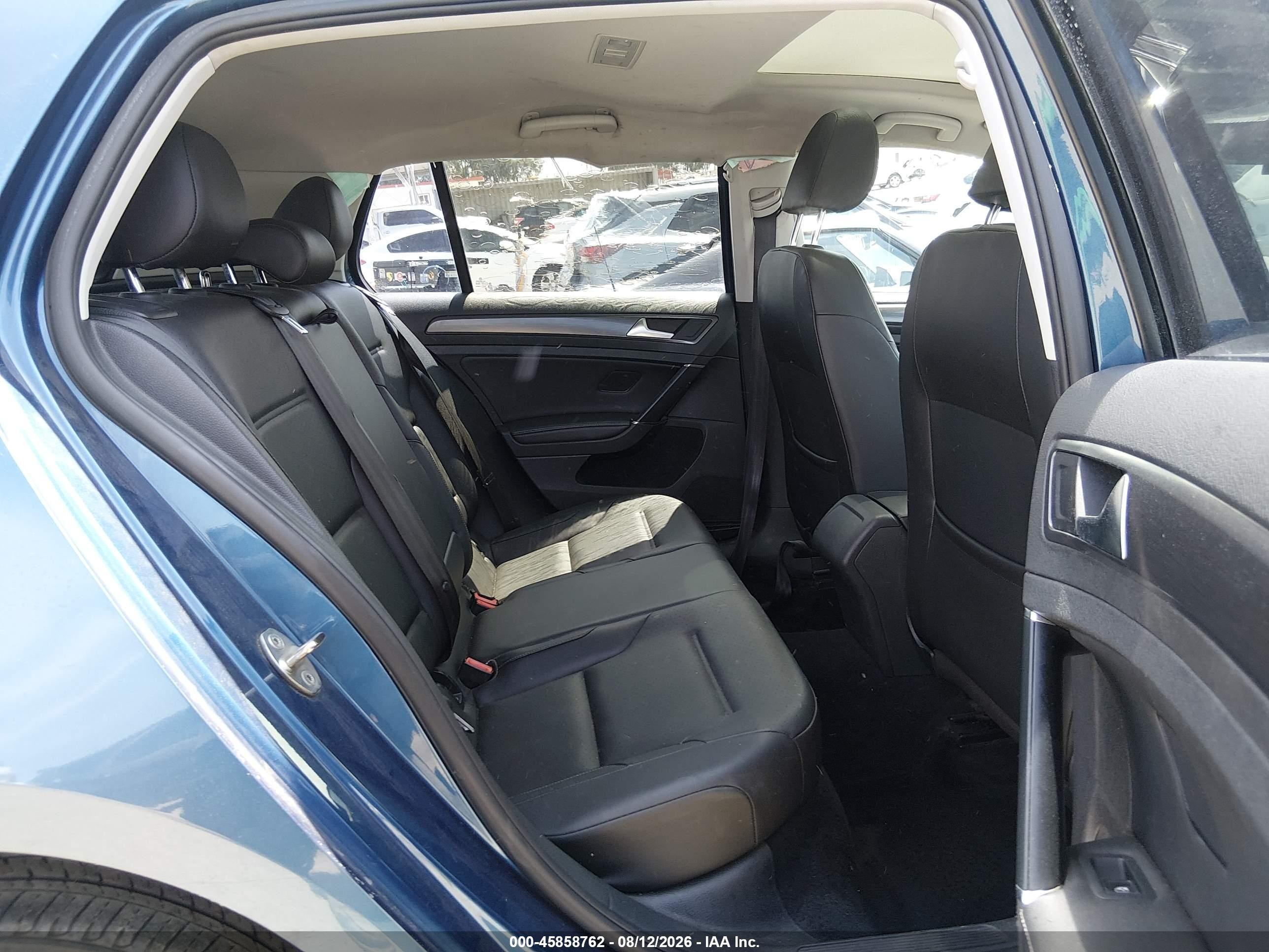 2018 Volkswagen Golf Tsi S/tsi Se Blue vin: 3VWG17AUXJM273237