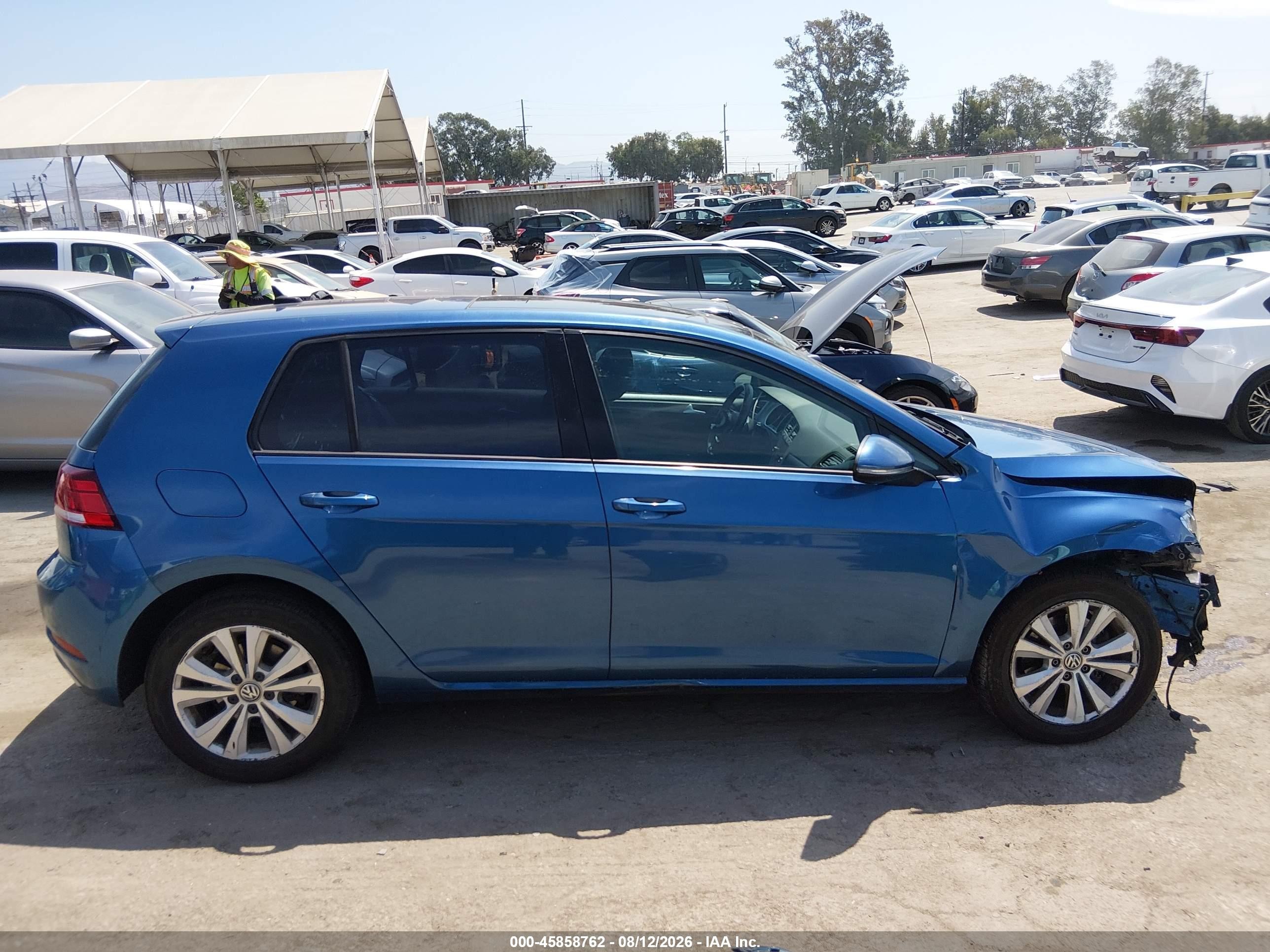 2018 Volkswagen Golf Tsi S/tsi Se Blue vin: 3VWG17AUXJM273237