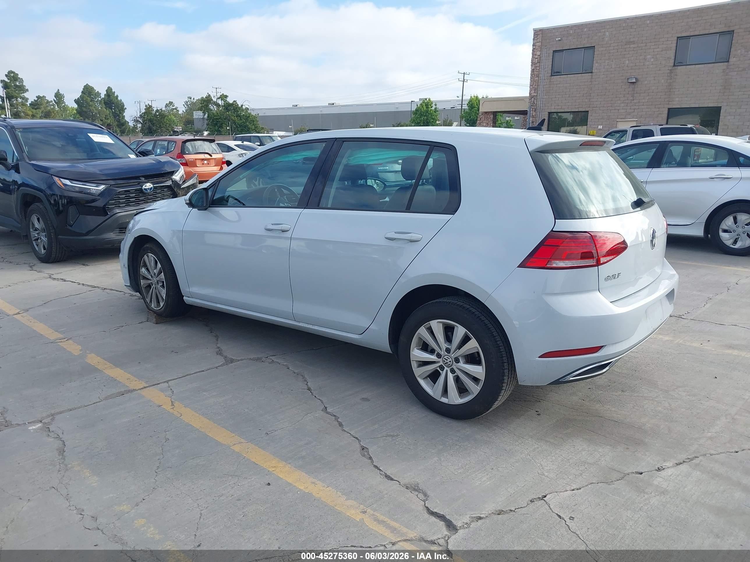 2020 Volkswagen Golf 1.4t Tsi White vin: 3VWG57AU2LM013969