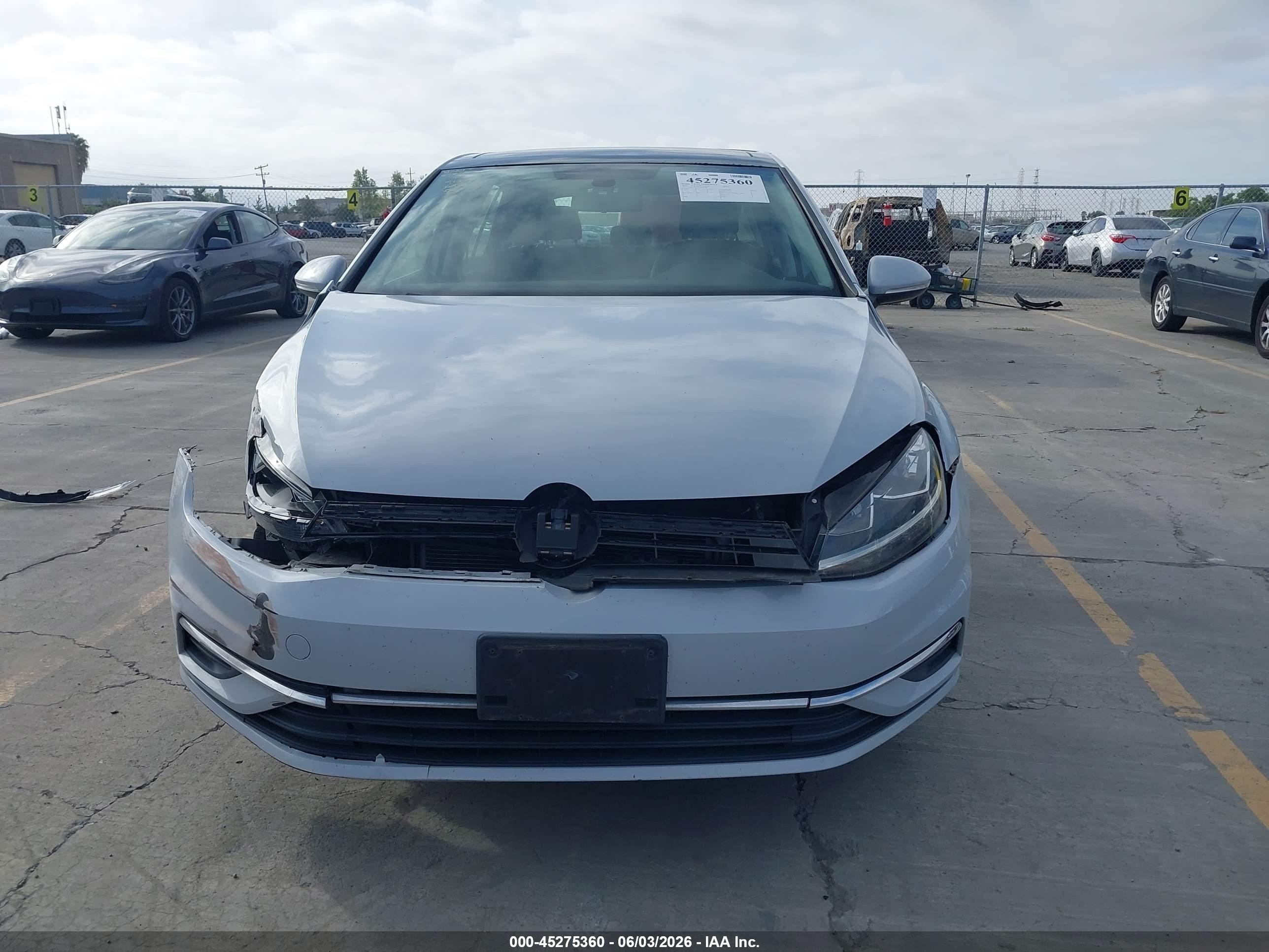 2020 Volkswagen Golf 1.4t Tsi White vin: 3VWG57AU2LM013969