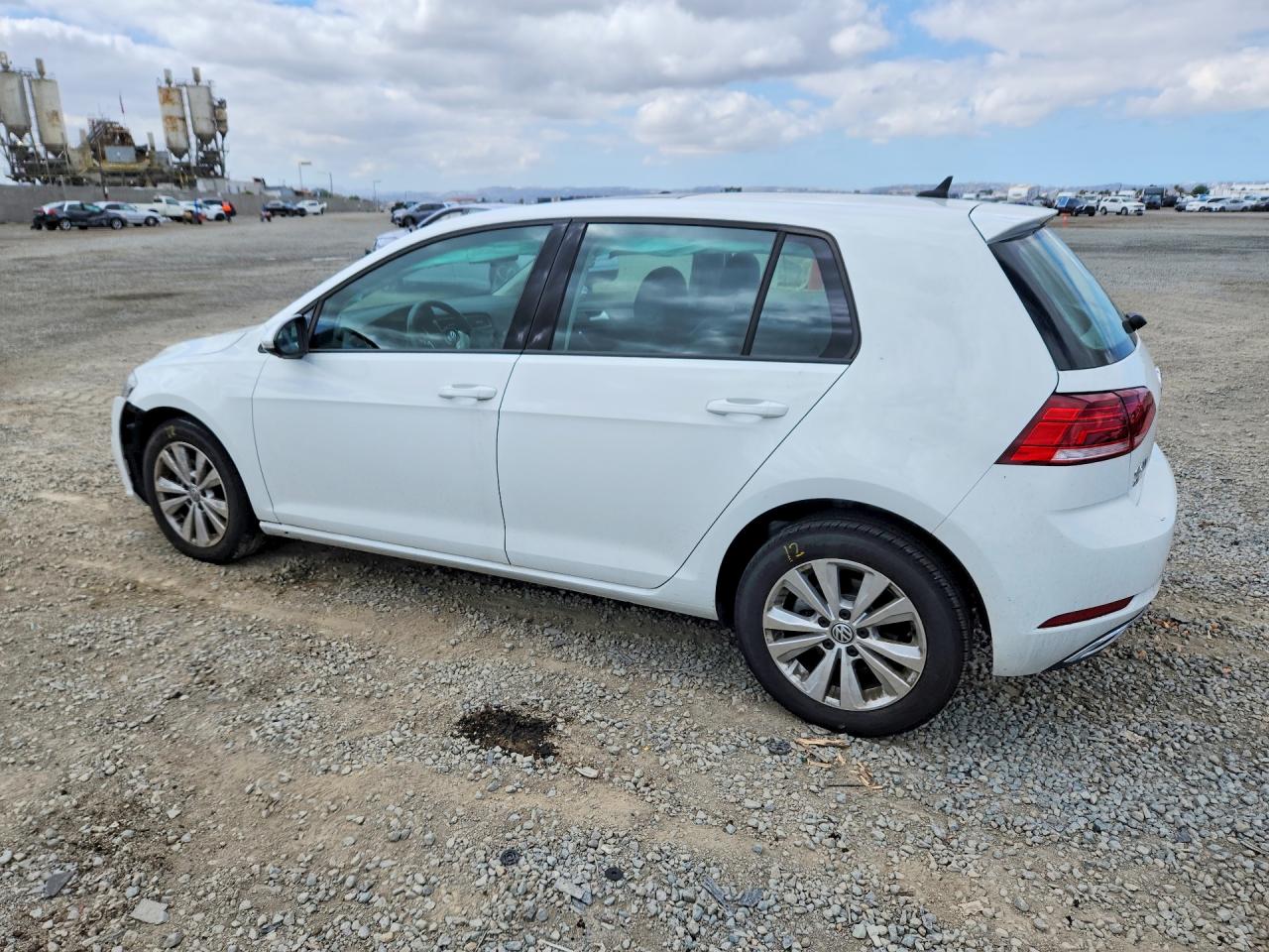 2019 Volkswagen Golf S White vin: 3VWG57AUXKM033708