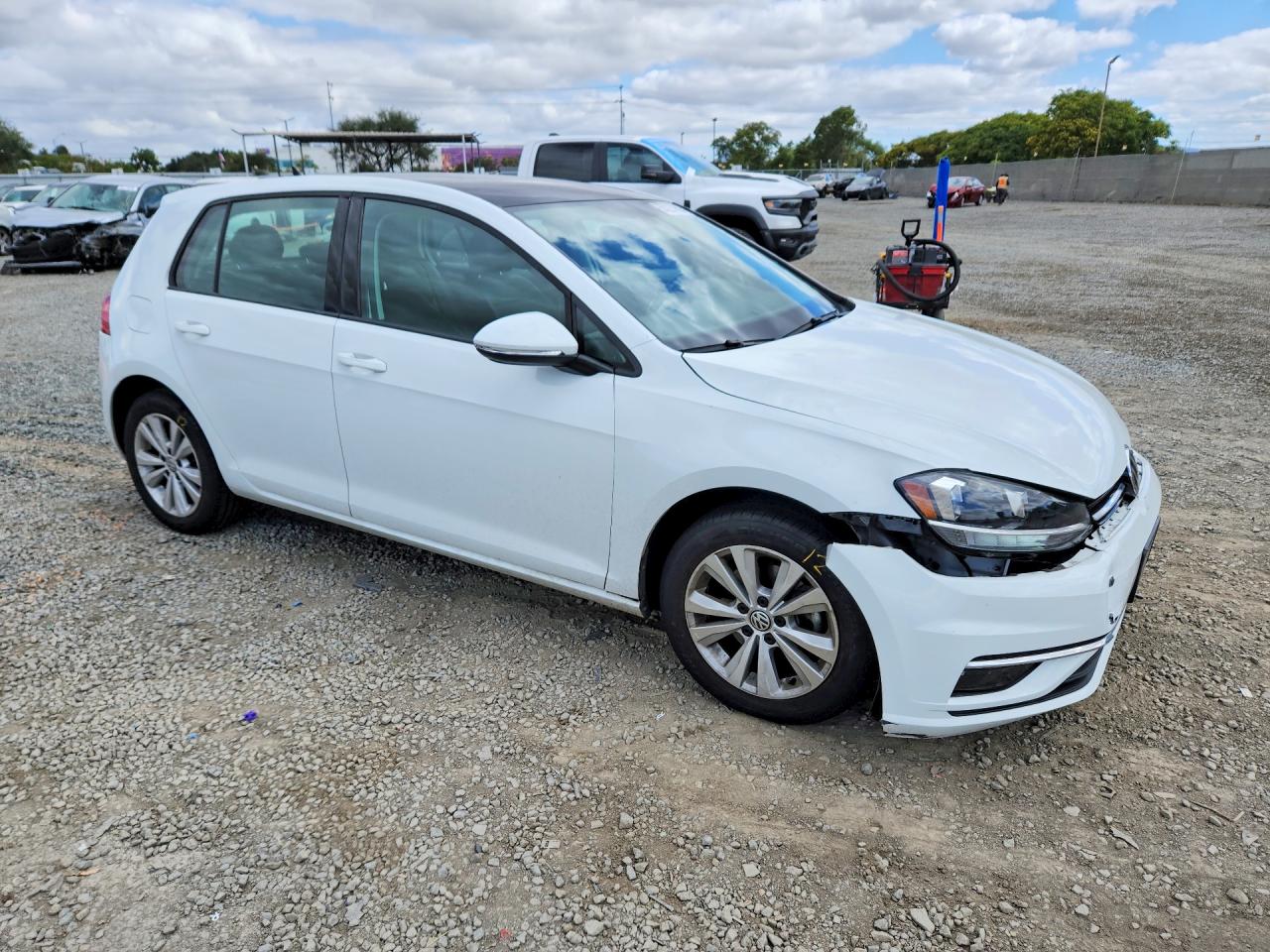2019 Volkswagen Golf S White vin: 3VWG57AUXKM033708