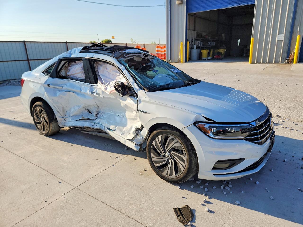 2019 Volkswagen Jetta Sel Premium White vin: 3VWG57BU8KM237633