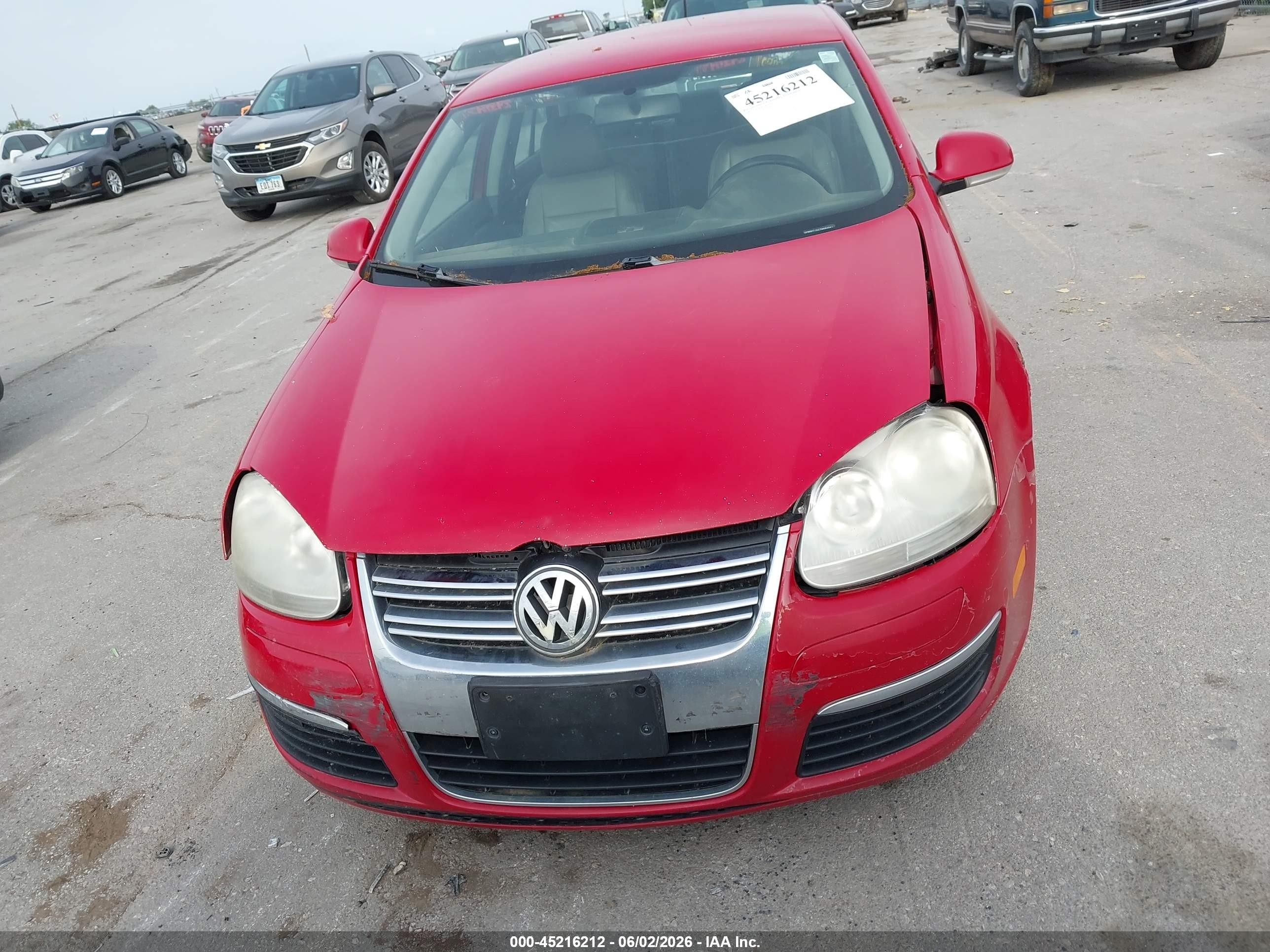 2007 Volkswagen Jetta   Красный vin: 3VWGF71K27M084641