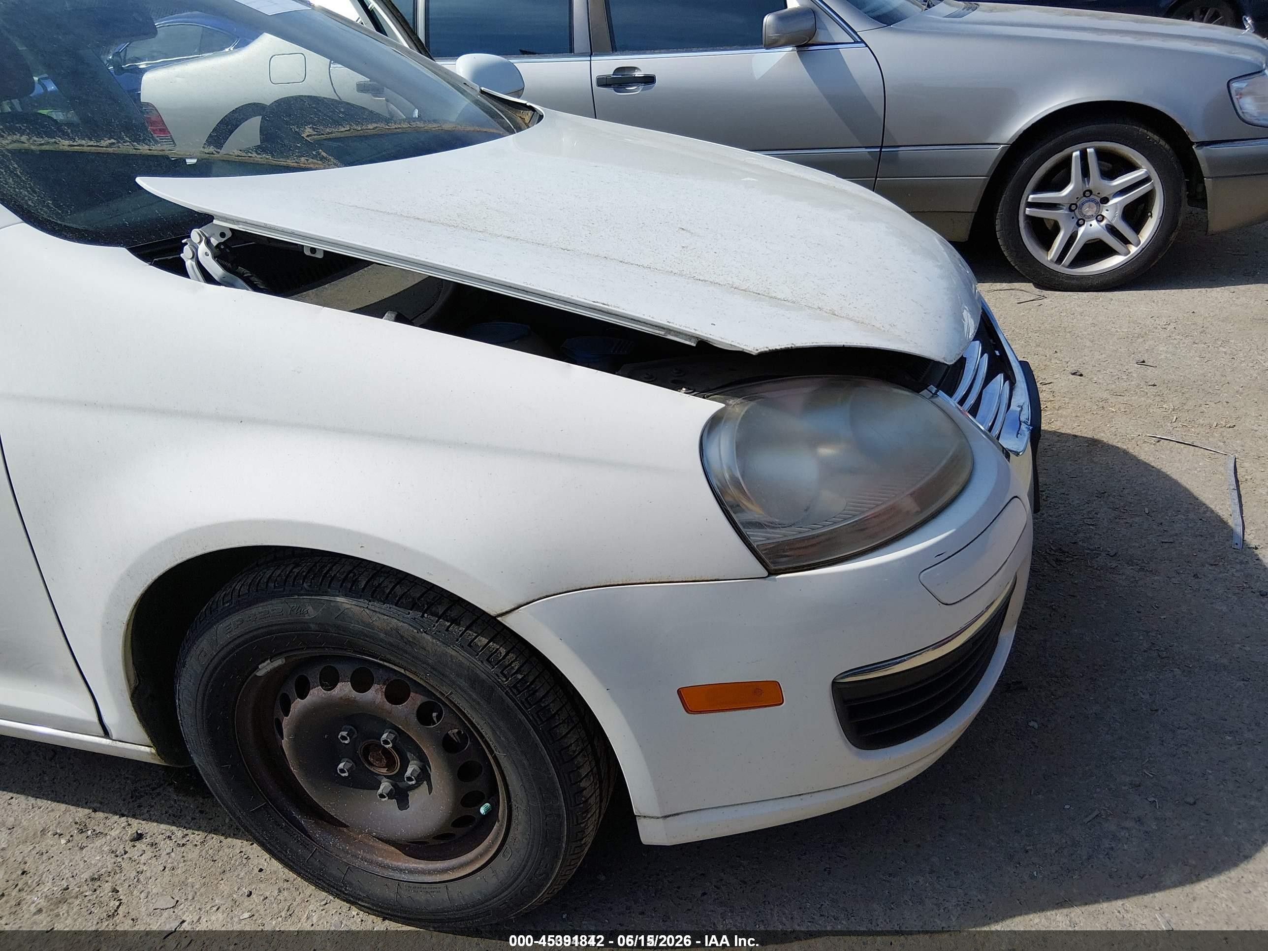 2007 Volkswagen Jetta   Белый vin: 3VWGF71K57M039340