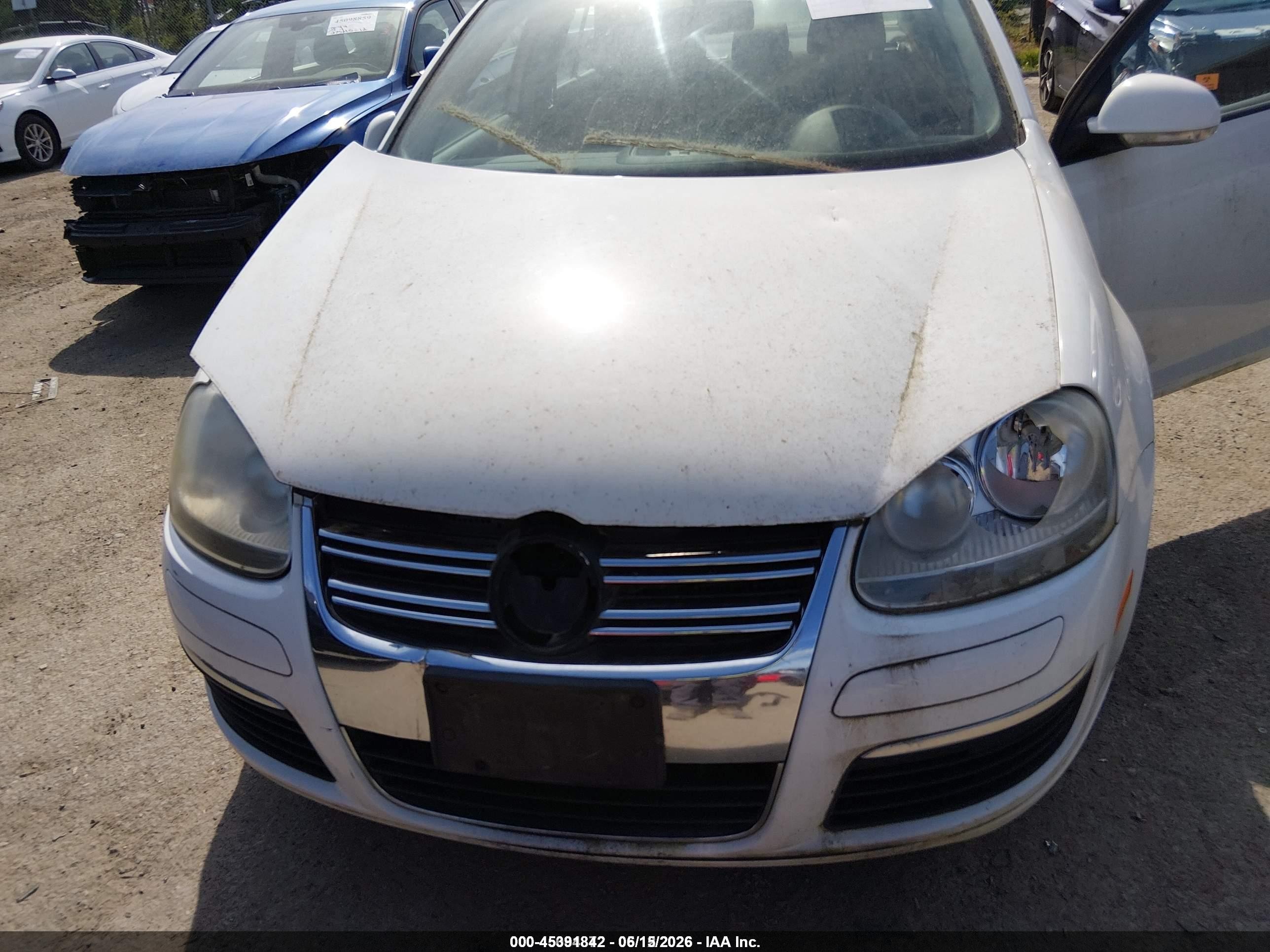 2007 Volkswagen Jetta   Белый vin: 3VWGF71K57M039340