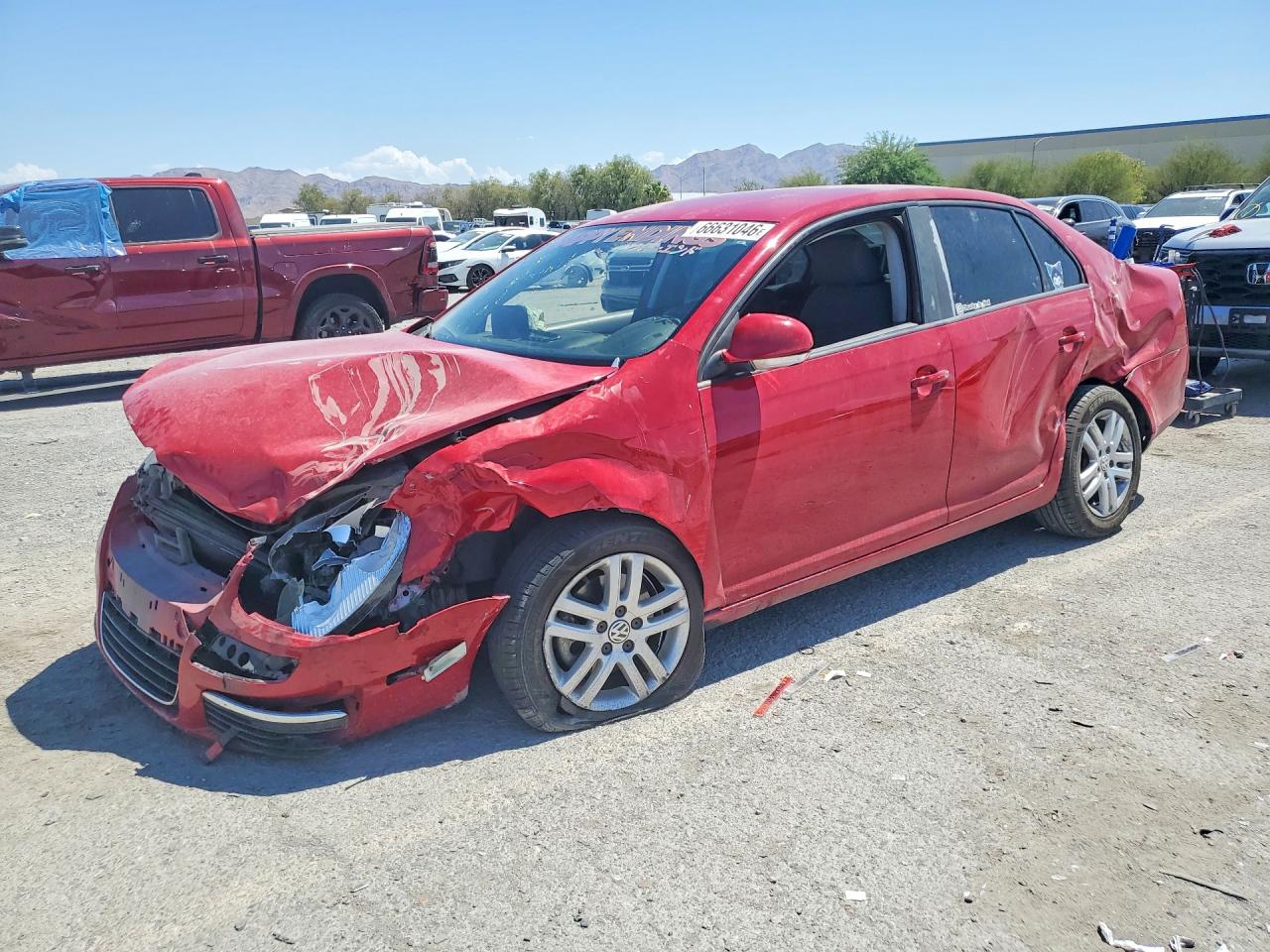 2007 Volkswagen Jetta Red vin: 3VWGF71K67M187660