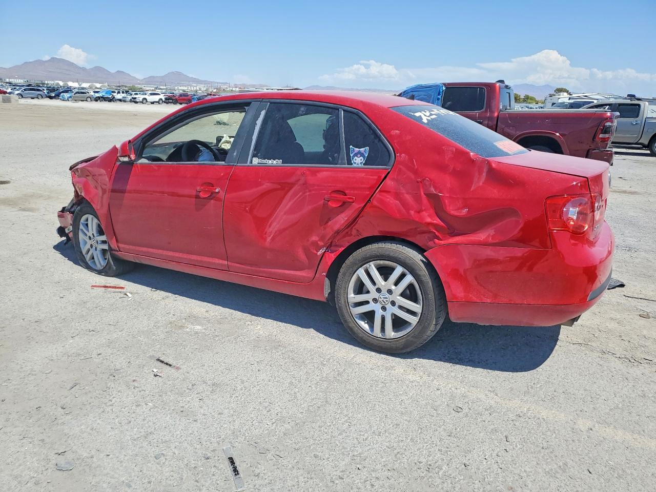2007 Volkswagen Jetta Red vin: 3VWGF71K67M187660