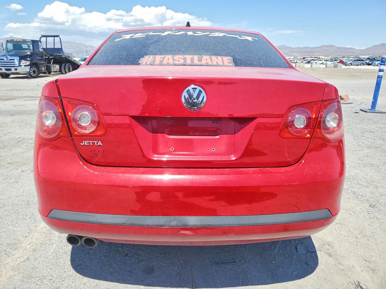 2007 Volkswagen Jetta Red vin: 3VWGF71K67M187660