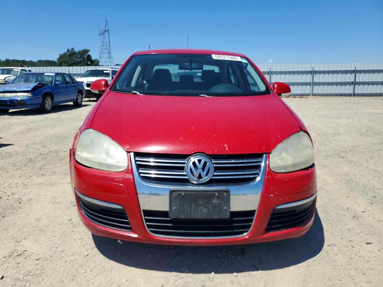 2007 Volkswagen Jetta Red vin: 3VWGG71K77M196235